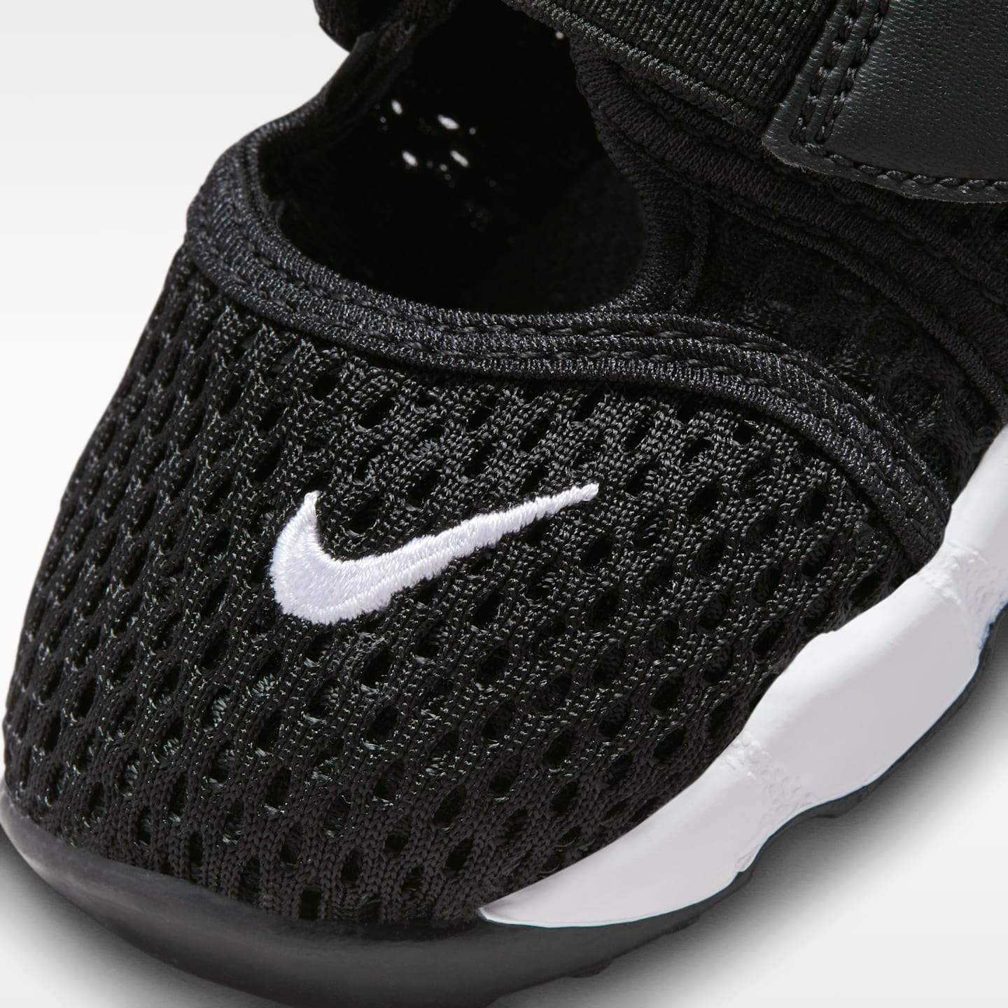 Детские кроссовки Nike Little Rift Baby/Toddler Shoes, цвет: Чёрный / Белый — фото 7
