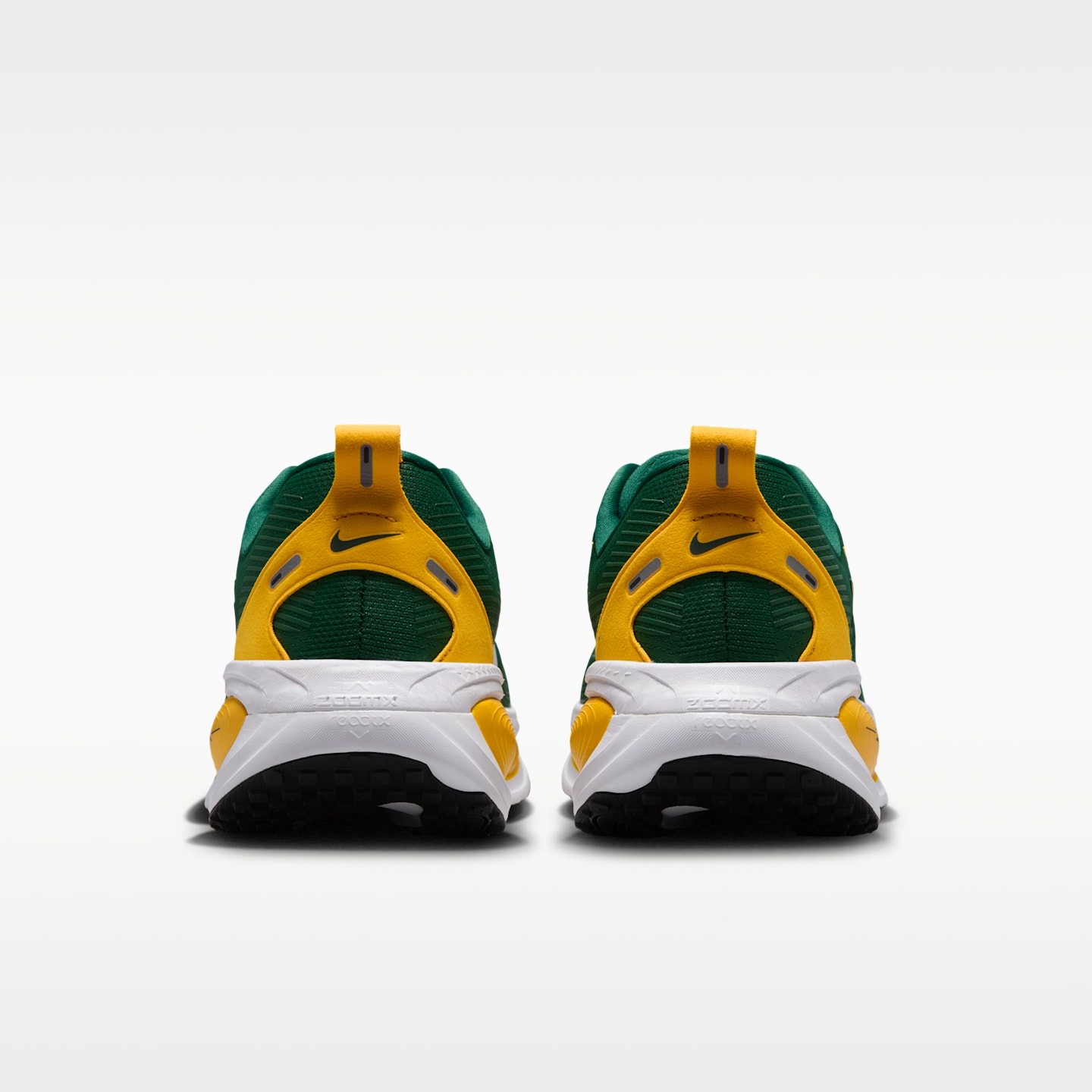 Мужские кроссовки Nike College Vomero 18 (Baylor) Road Running, цвет: Зелёный / Золотой — фото 6
