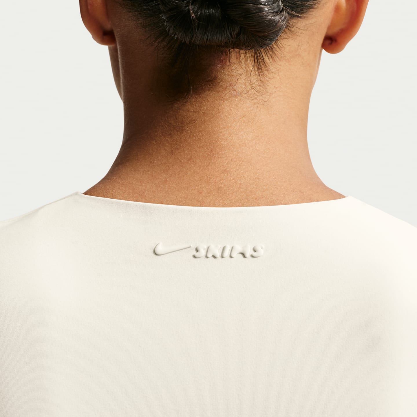 Корсет NikeSKIMS Matte, укороченный — Nike, цвет: Слоновая кость — фото 6