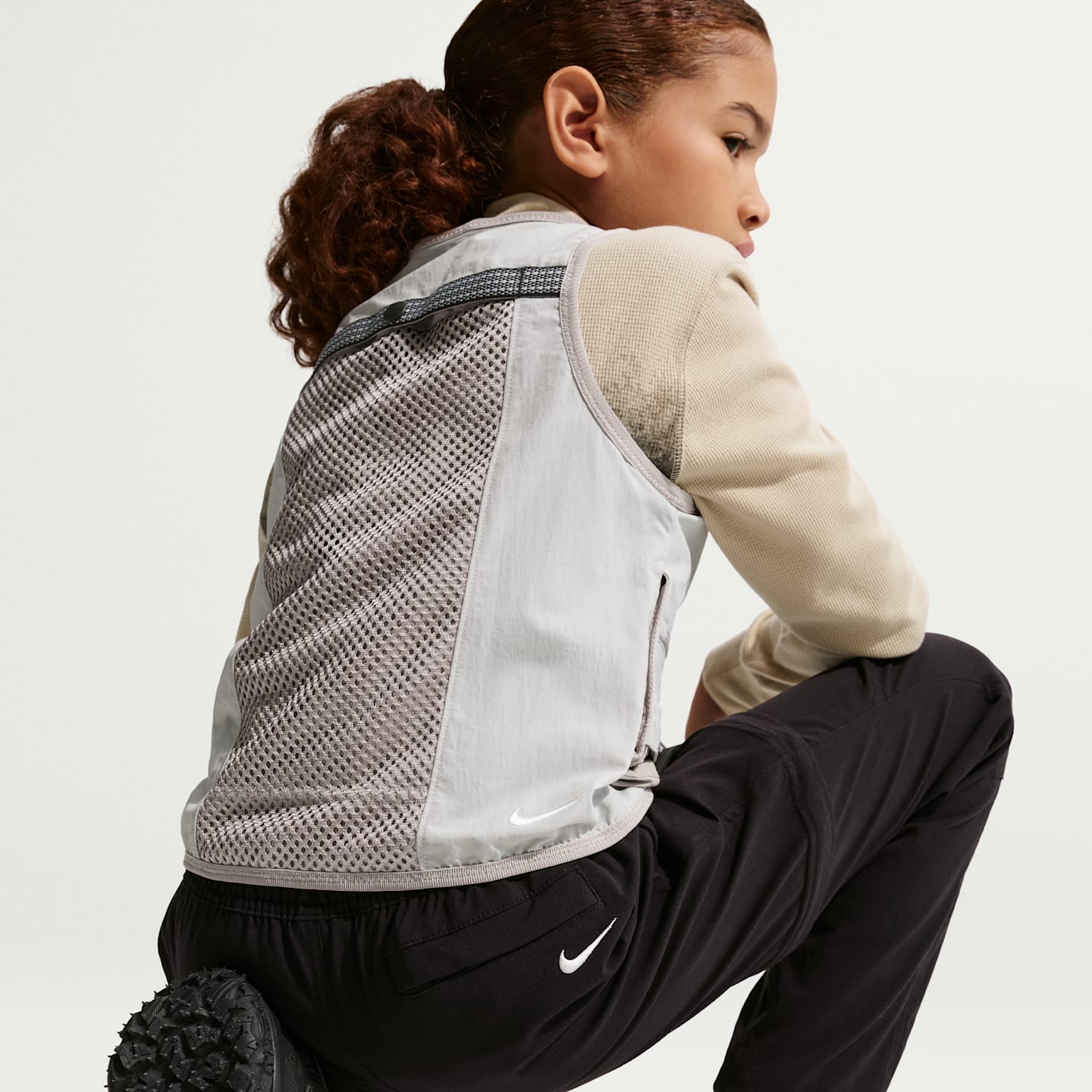 Детский жилет Nike ACG Utility, цвет: Серый туманный / Серый — фото 4