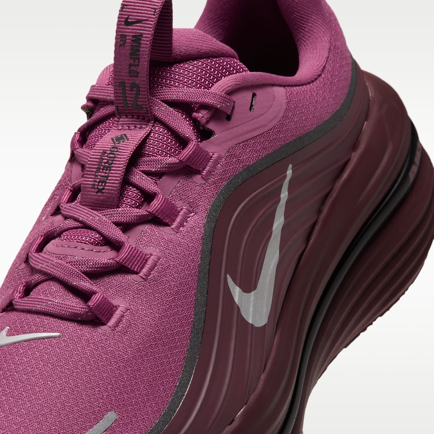 Женские кроссовки Nike Winflo 12 GORE-TEX Waterproof Road Running, цвет: Розовый дымчатый / Чёрный — фото 7