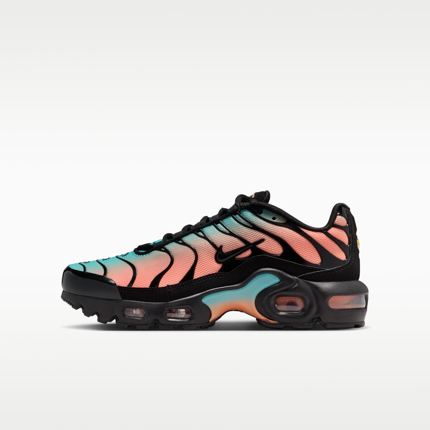 Детские кроссовки Nike Air Max Plus, цвет: Чёрный / Зелёный — фото 1