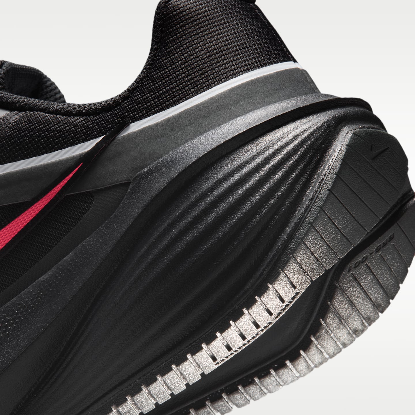 Мужские кроссовки Nike Downshifter 14 Road Running, цвет: Чёрный / Антрацитовый — фото 8