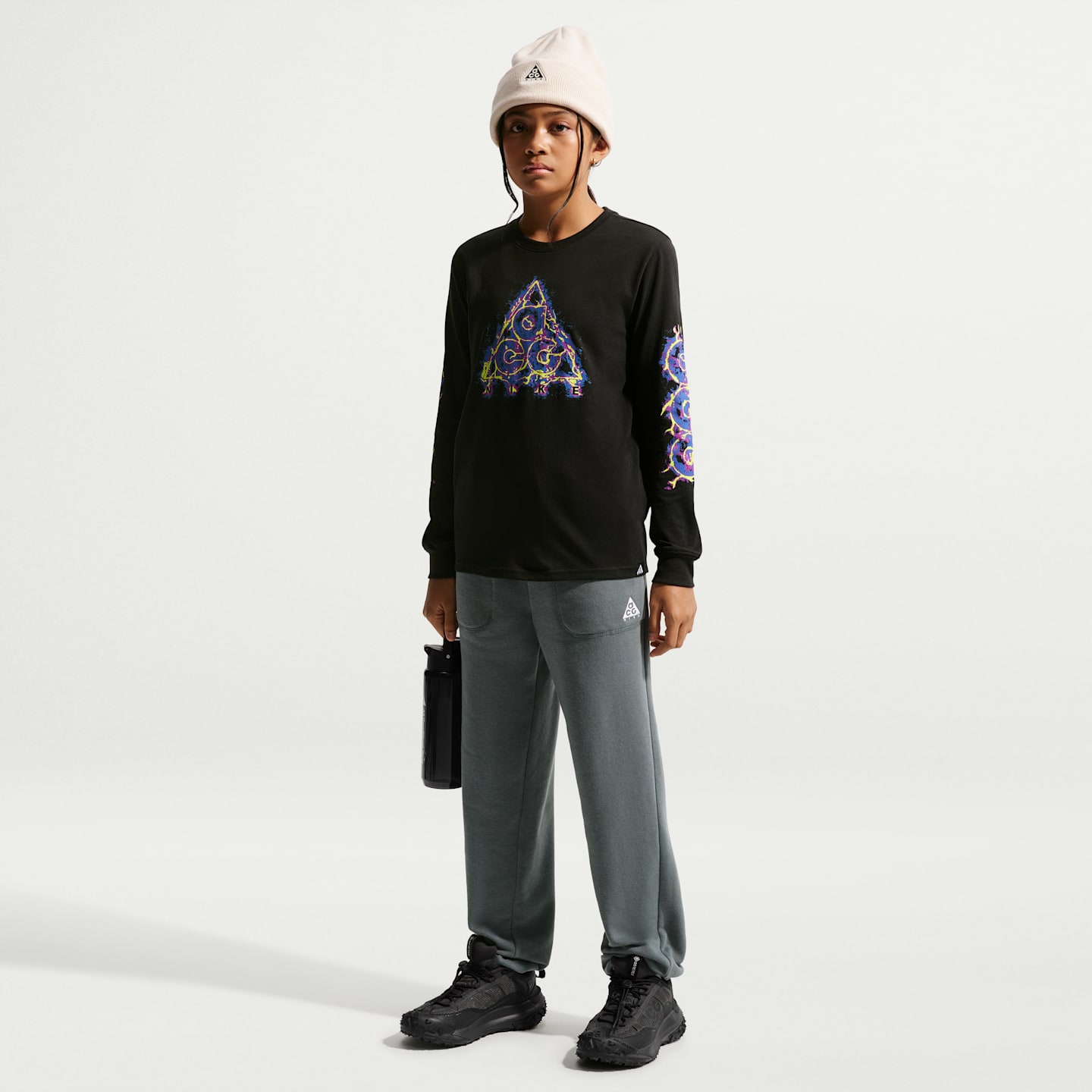 Детская футболка Nike ACG Dri-FIT Long-Sleeve Lightening Logo, цвет: Чёрный — фото 4