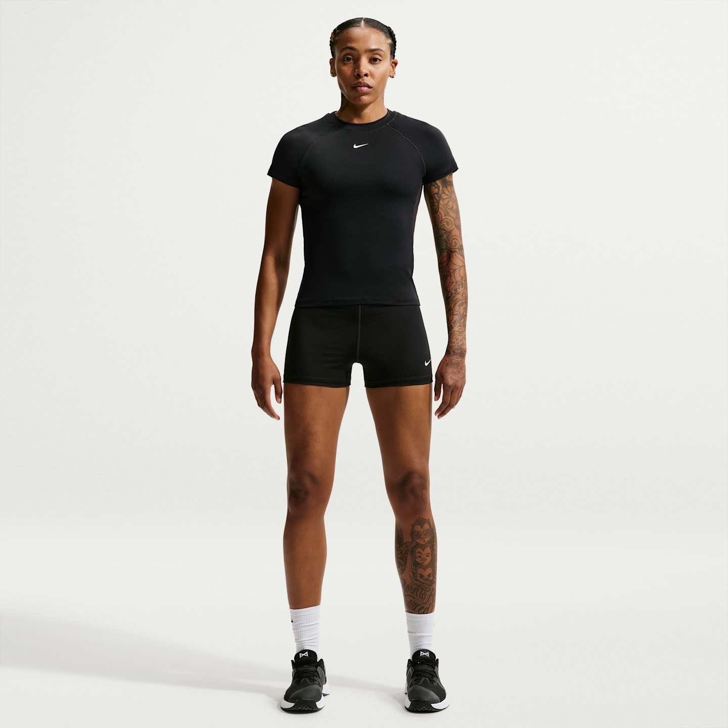 Женский топ Nike Pro Dri-FIT с коротким рукавом, цвет: Чёрный / Белый — фото 4