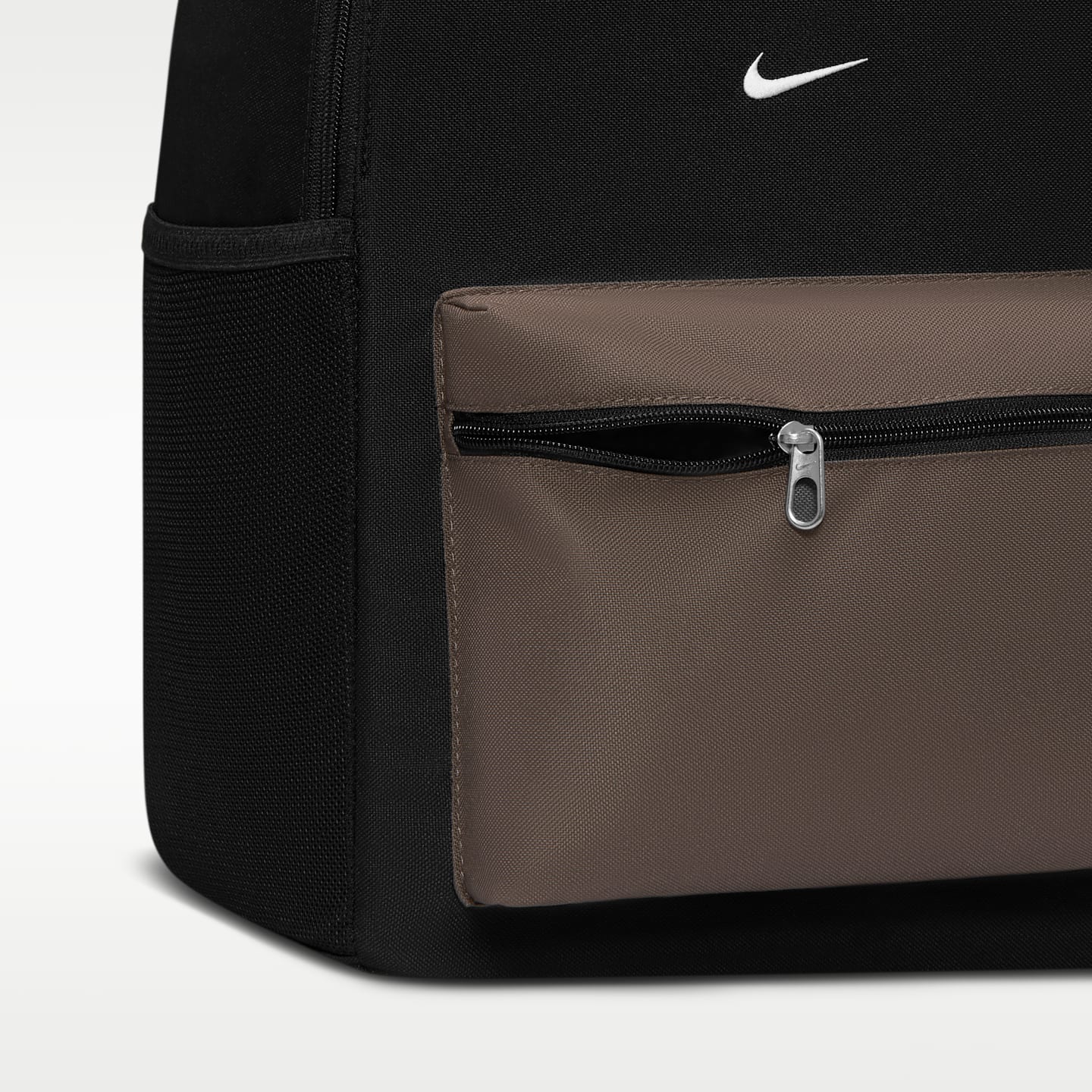 Рюкзак Nike Heritage 2.0 Color-Block (23L), цвет: Чёрный / Молочный — фото 5