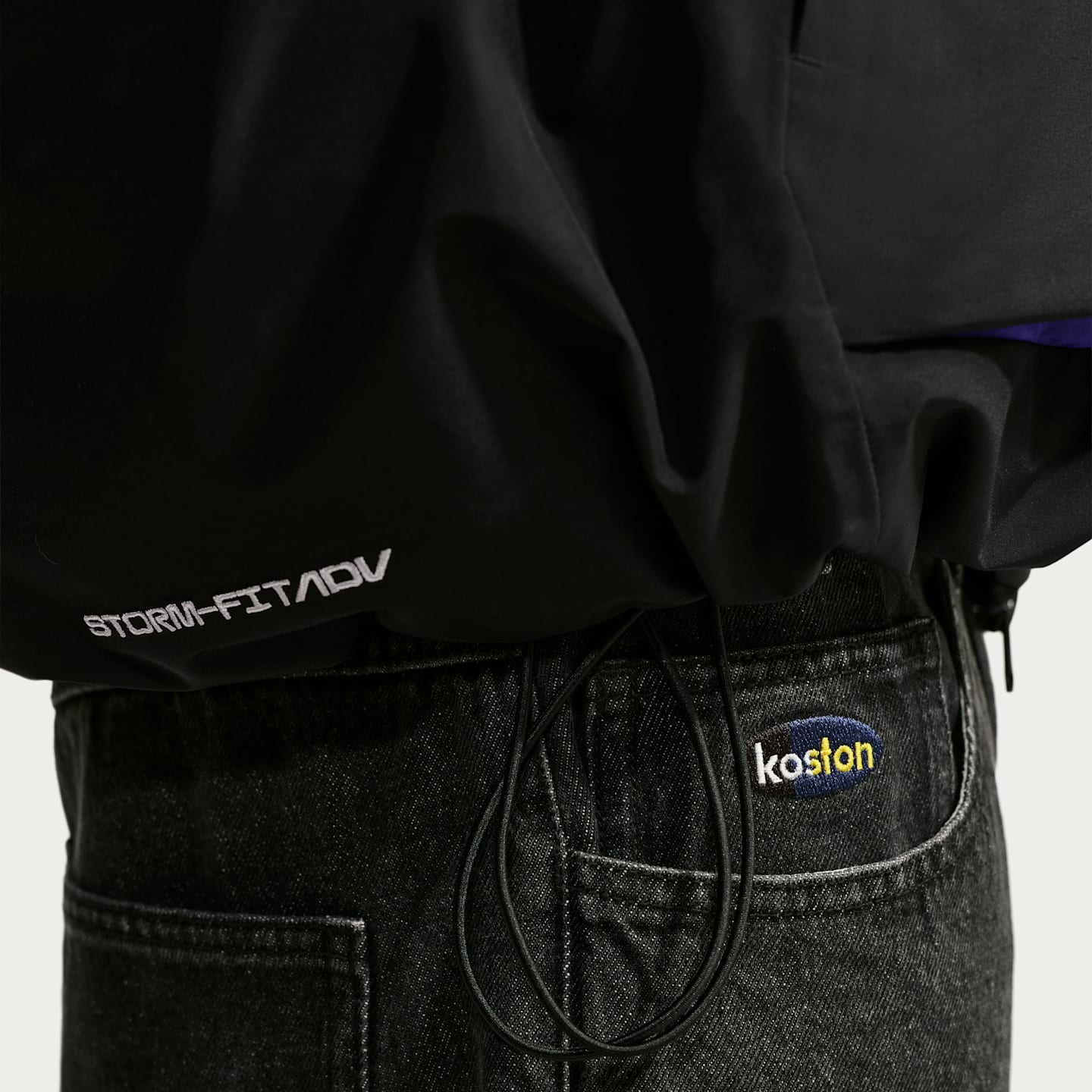 Мужская куртка Nike Windrunner PrimaLoft® Storm-FIT ADV, цвет: Чёрный / Белый — фото 9