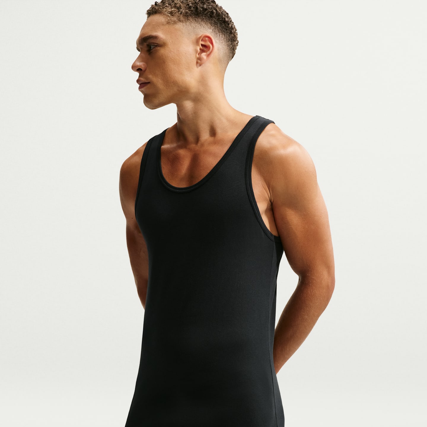 Мужская майка Nike Essential Stretch Cotton Dri-FIT, цвет: Чёрный — фото 1
