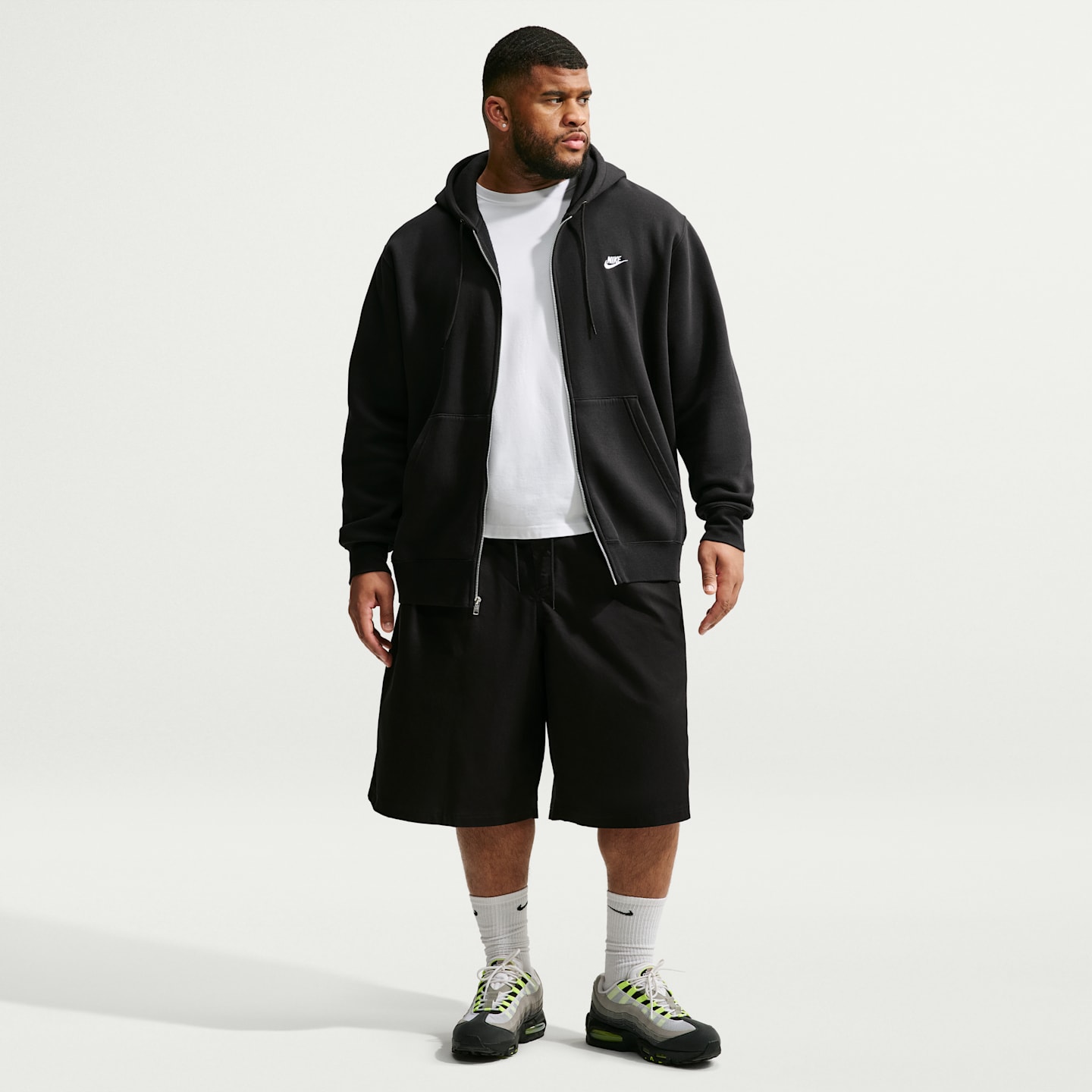 Мужские шорты Nike Club Straight, цвет: Чёрный / Белый — фото 6