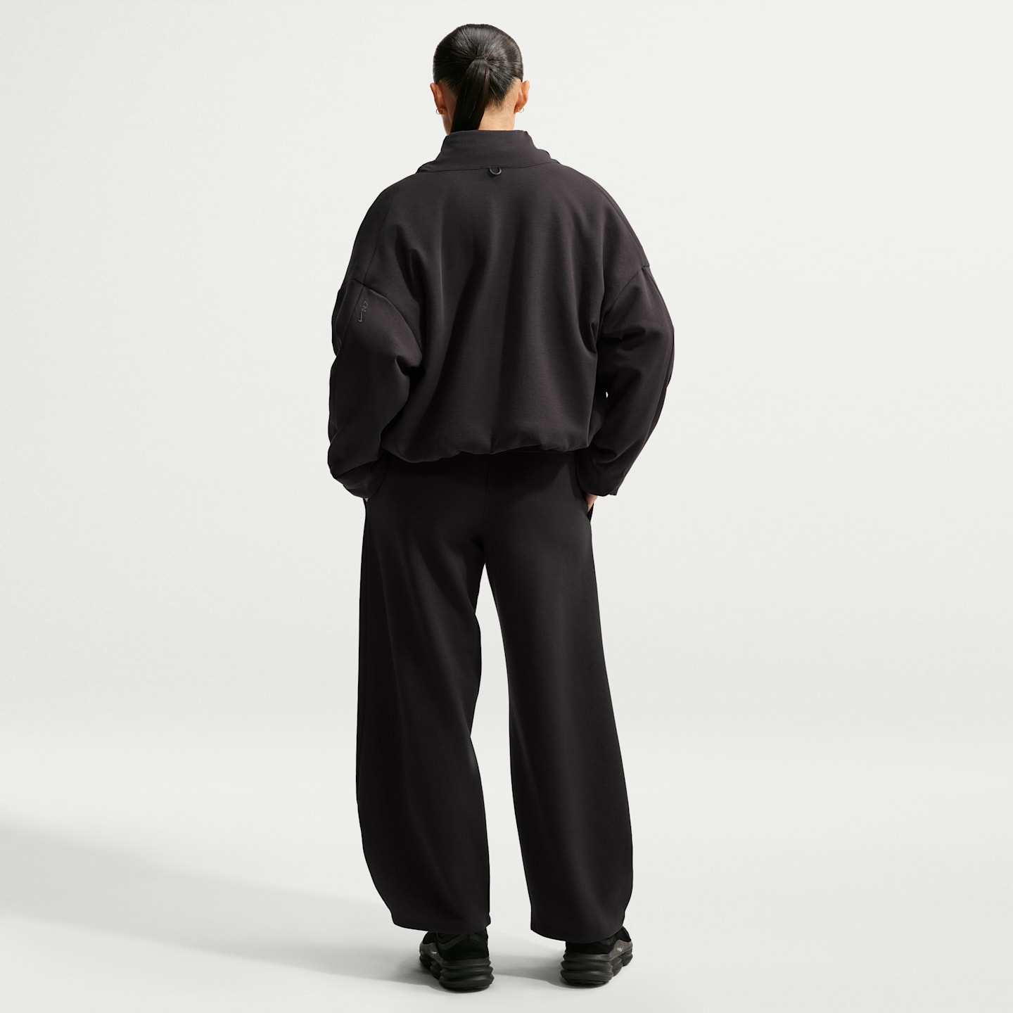 Женская куртка с шалевым воротником Nike 24.7 ImpossiblySoft Plush Therma-FIT, цвет: Чёрный / Серый — фото 5
