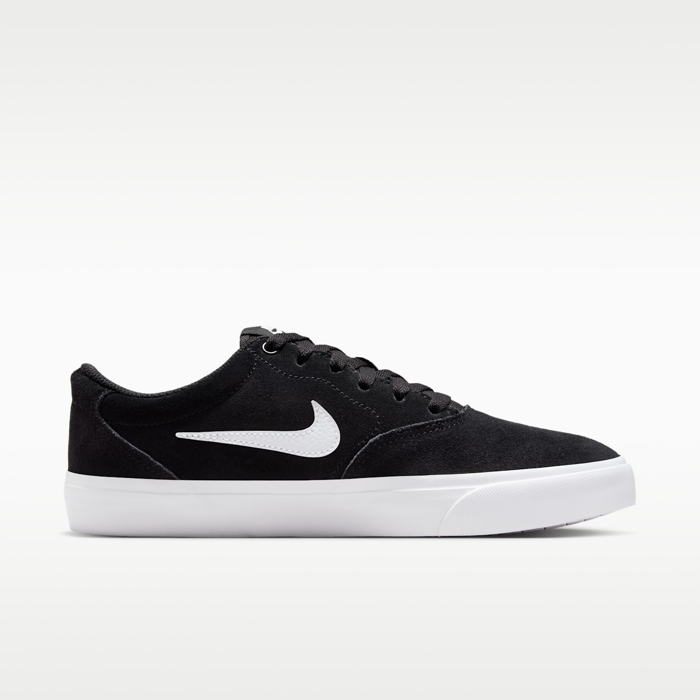 Женские кроссовки Nike Charge Suede SE, цвет: Чёрный / Белый — фото 3