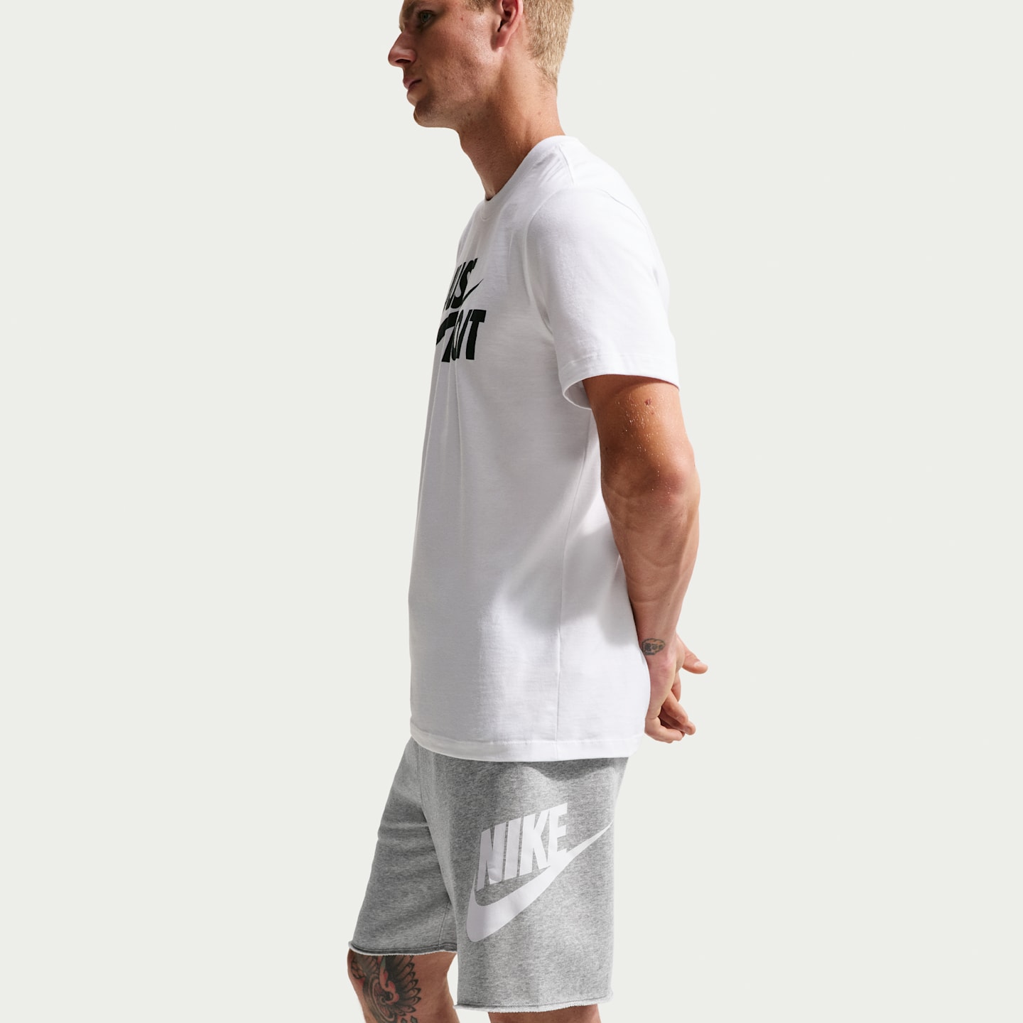 Мужские шорты Nike Club Alumni из махрового трикотажа, цвет: Серый меланжевый / Серый — фото 4
