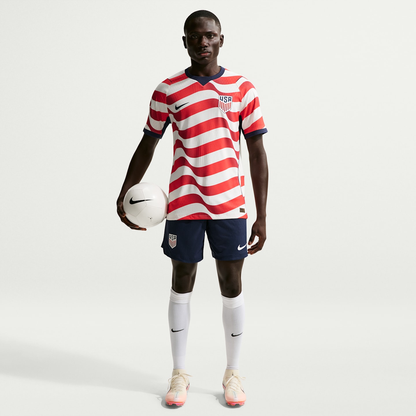 Мужские футбольные шорты Nike Usmnt 2026 Match Home Aero-FIT Authentic, цвет: Тёмно-синий / Молочный — фото 1