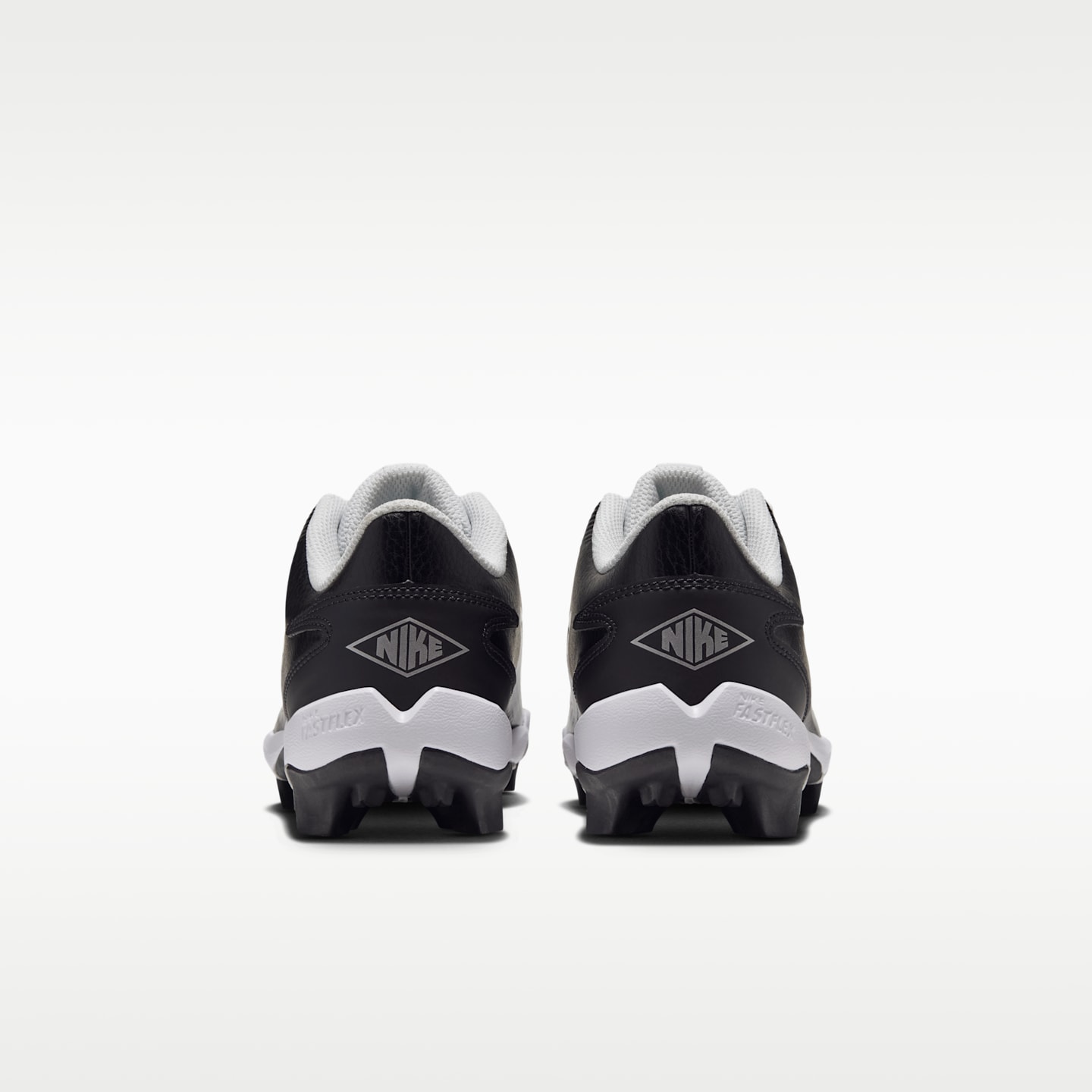 Детские бутсы Nike Diamond Clutch Softball Cleats, цвет: Чёрный / Белый — фото 6
