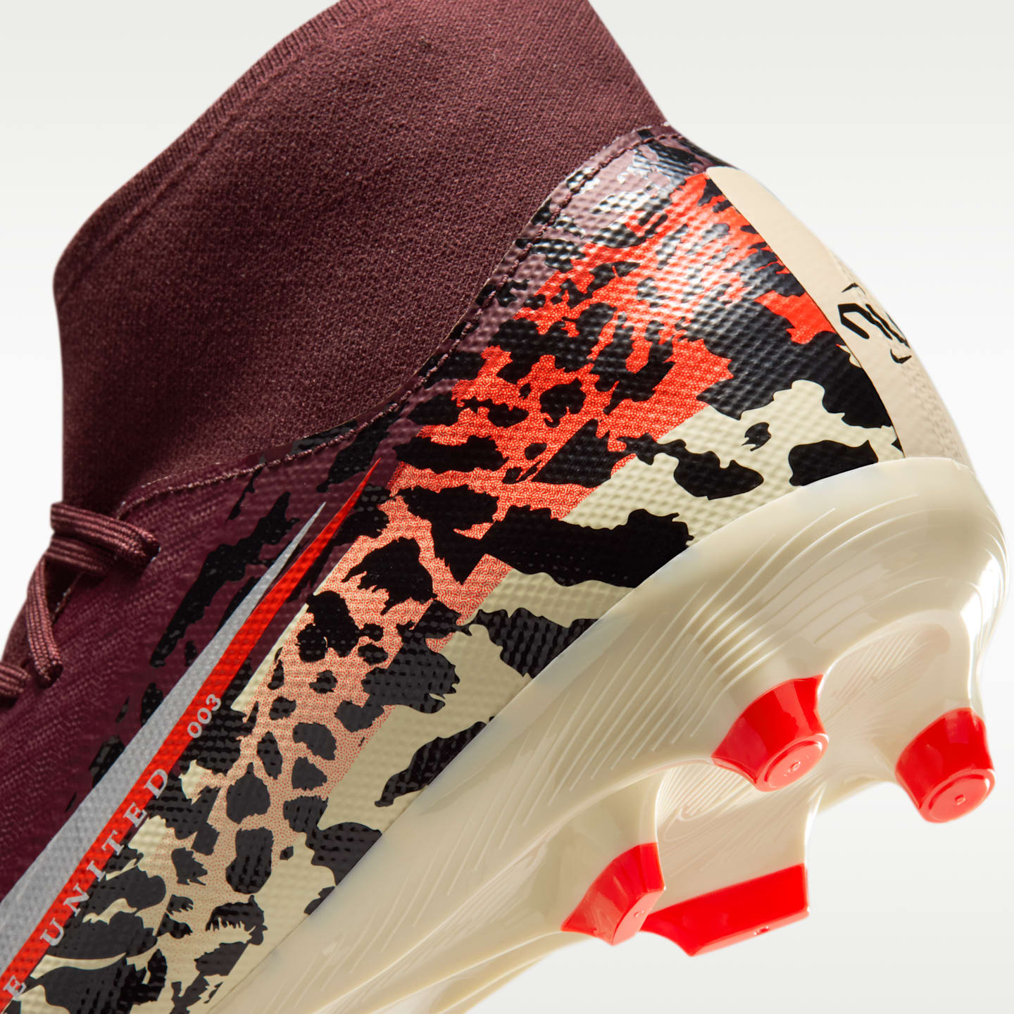 Футбольные бутсы Nike United Mercurial Superfly 10 Academy для разных покрытий, высокие, цвет: Бордовый / Красный — фото 9