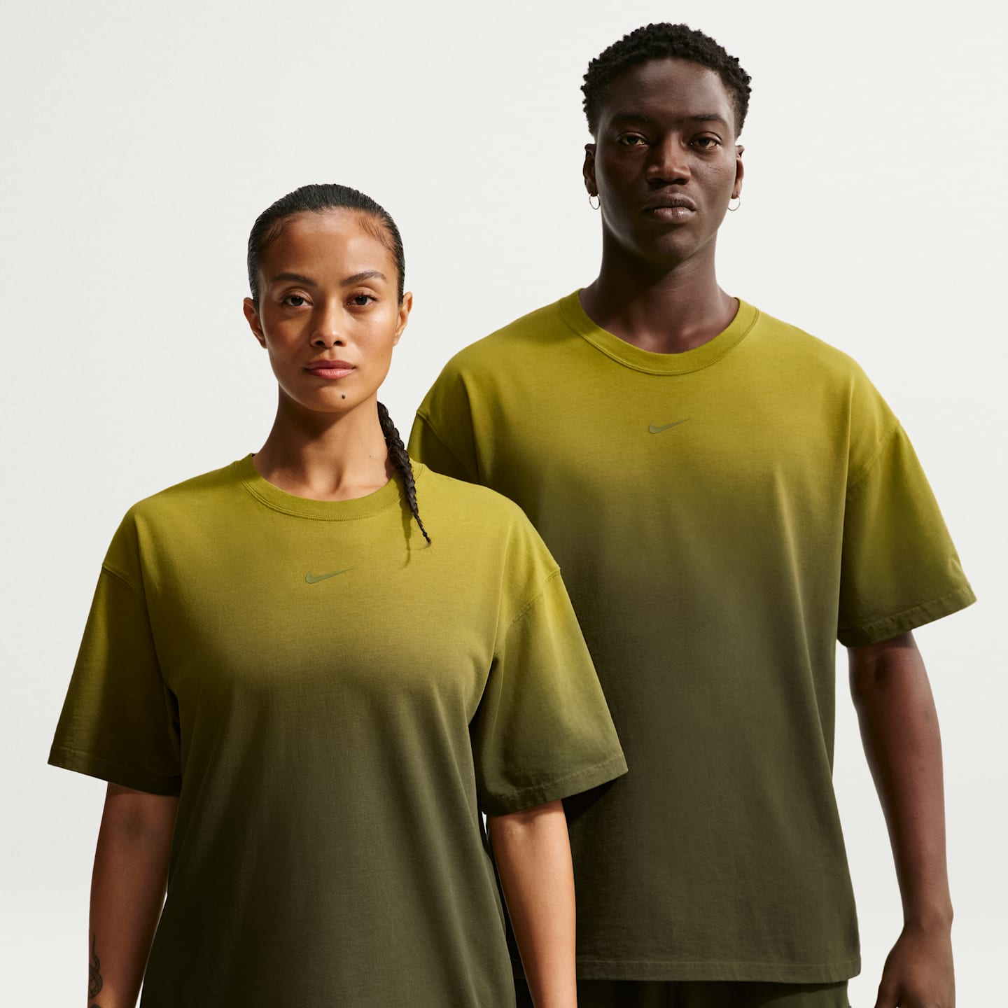 Мужская футболка Nike Nocta CS, цвет: Мох / Средний оливковый — фото 1