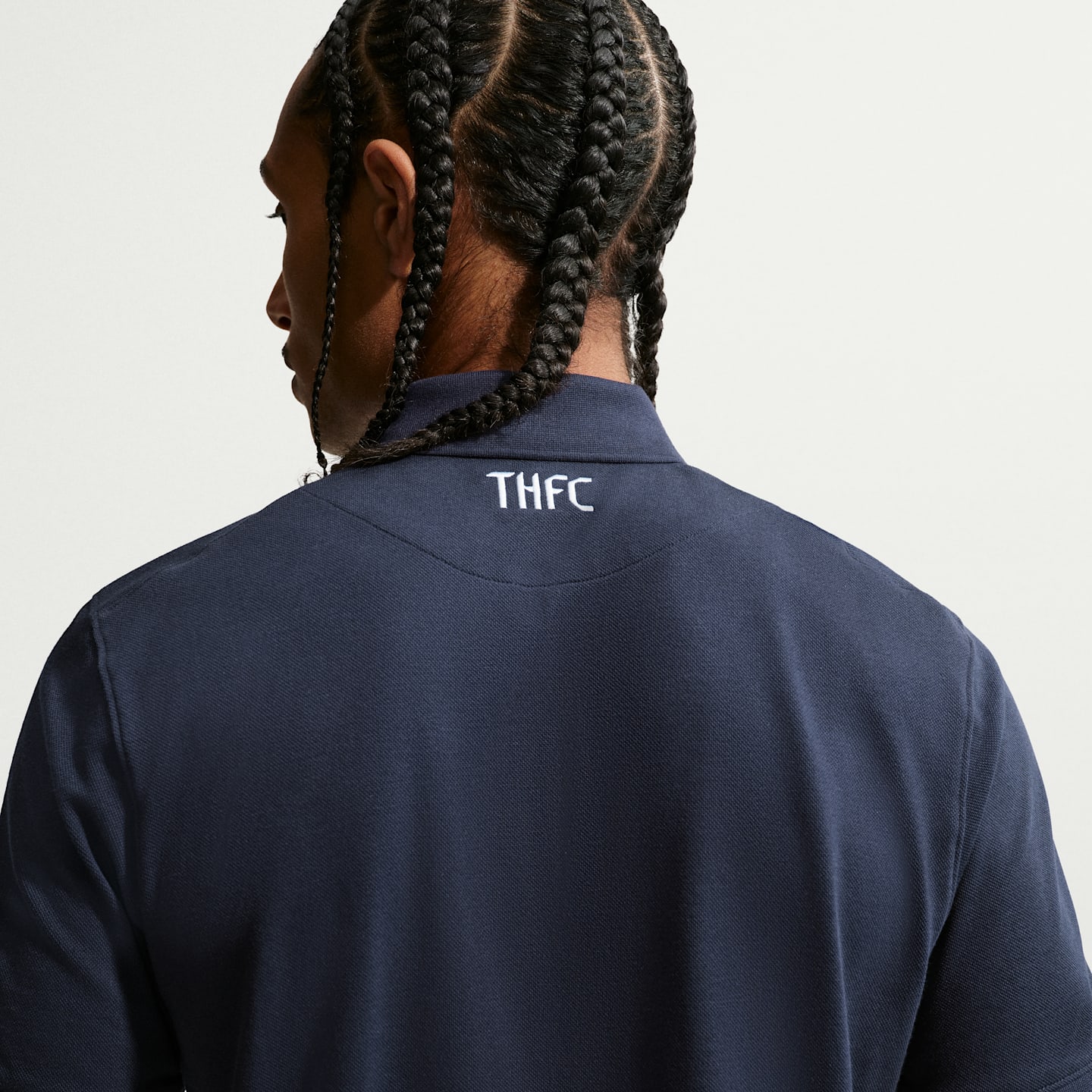 Мужская футбольная футболка-поло Nike Tottenham Hotspur Dri-FIT, цвет: Обсидиановый / Белый — фото 2