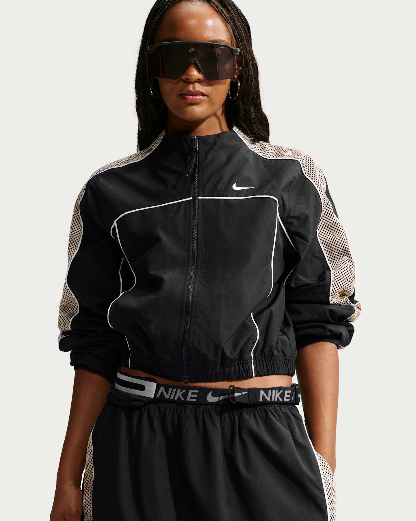 Женская куртка Nike Sportswear Mock-Neck, цвет: Чёрный / Кремовый — фото 6