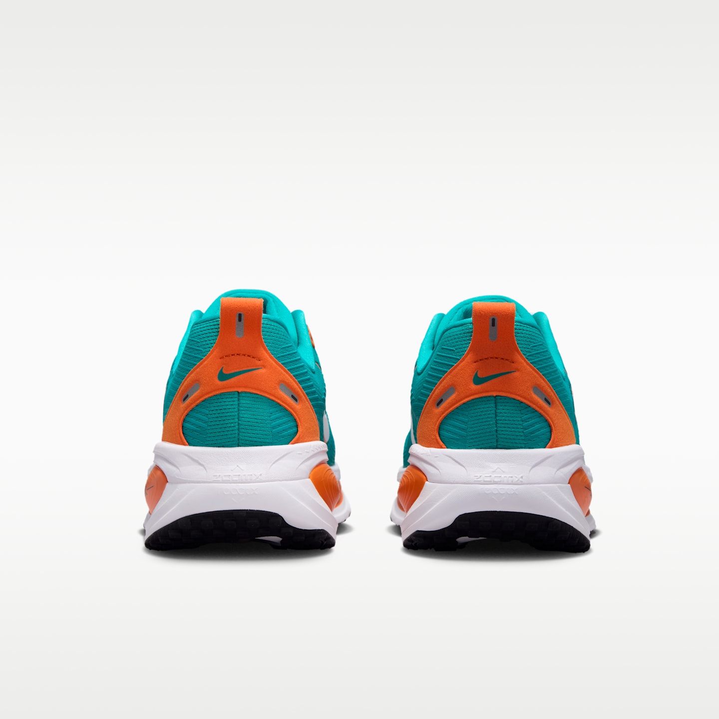 Мужские кроссовки Nike Vomero 18 (Miami Dolphins) NFL Road Running, цвет: Зелёный / Яркий оранжевый — фото 6