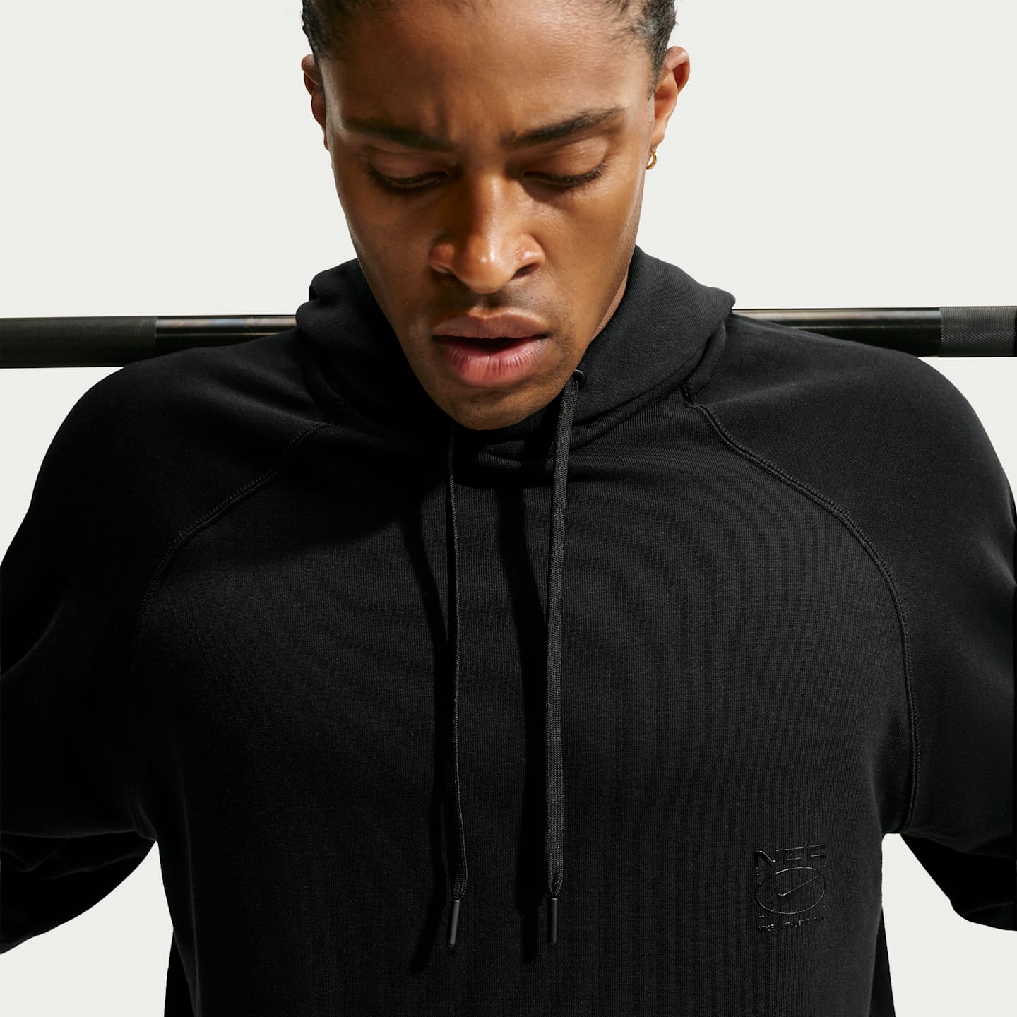 Мужское тренировочное флисовое худи Nike N.A.C. Dri-FIT оверсайз, цвет: Чёрный — фото 3