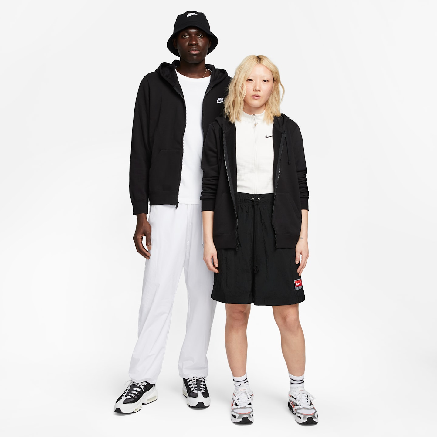 Женское худи на молнии Nike Sportswear Club Fleece, цвет: Чёрный / Белый — фото 6