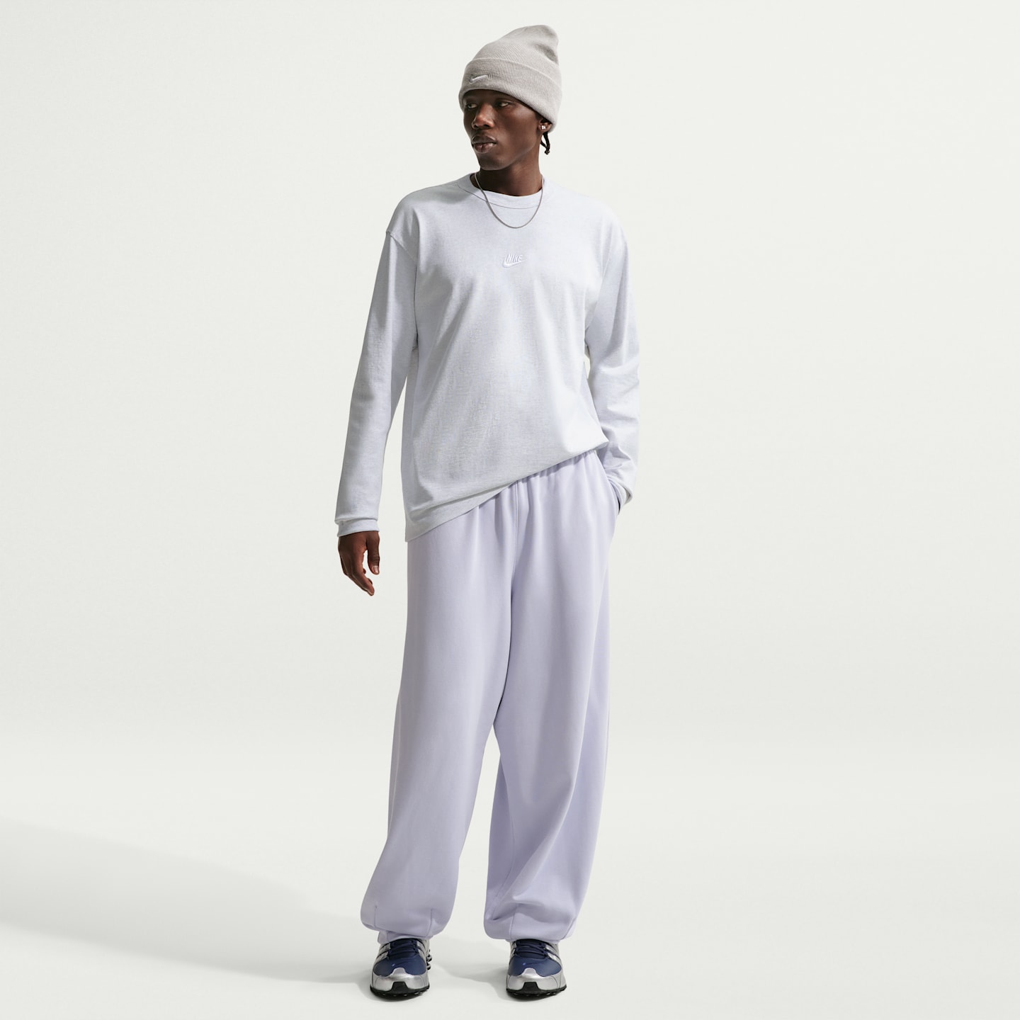 Мужская футболка Nike Sportswear Premium Essentials с длинным рукавом, цвет: Берёзовый меланжевый — фото 4