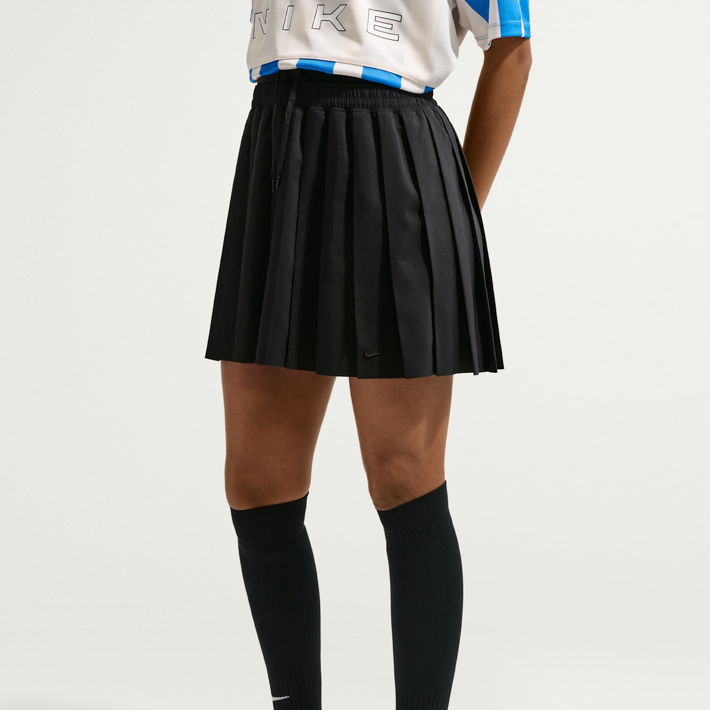 Женская юбка Nike Sportswear Pleated Skirt (Plus Size), цвет: Чёрный — фото 2
