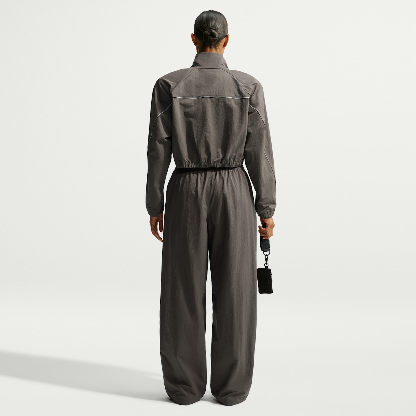 Женская куртка NikeSKIMS Crunchy Nylon Cropped, цвет: Nskm Boulder — фото 5