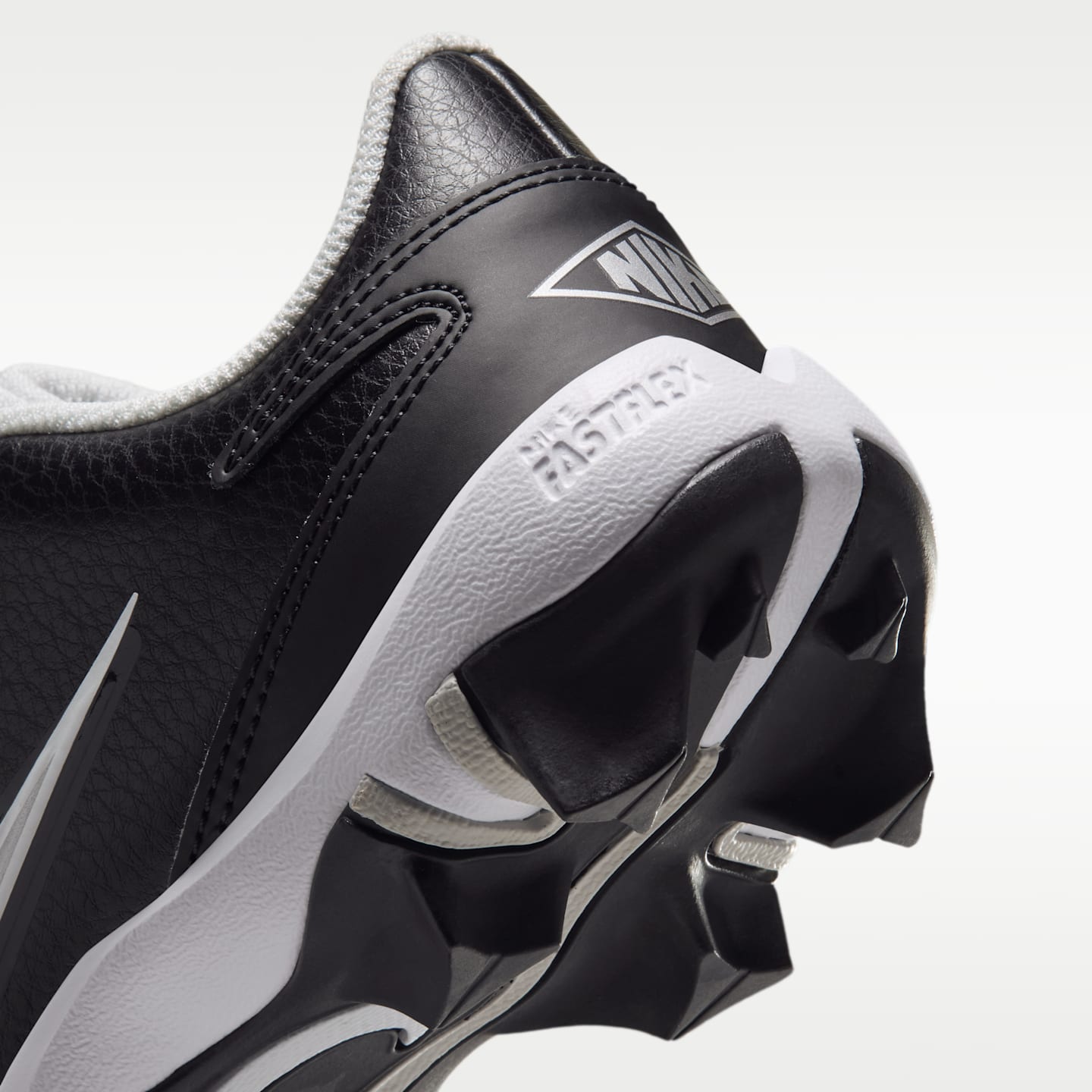 Детские бутсы Nike Diamond Clutch Softball Cleats, цвет: Чёрный / Белый — фото 9