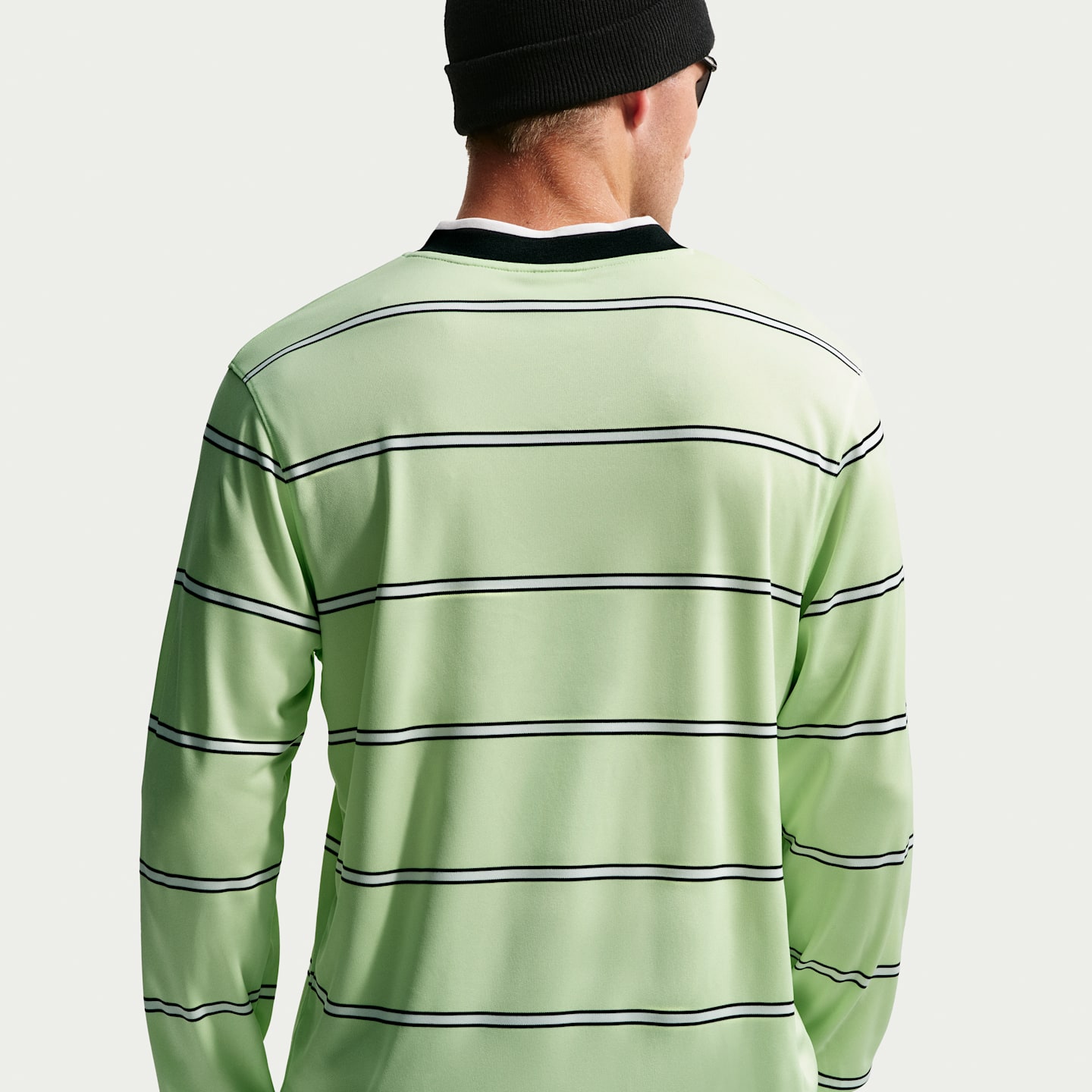 Мужской футбольный топ с длинным рукавом Nike Energy Dri-FIT, цвет: Кислотно-жёлтый / Почти чёрный — фото 2