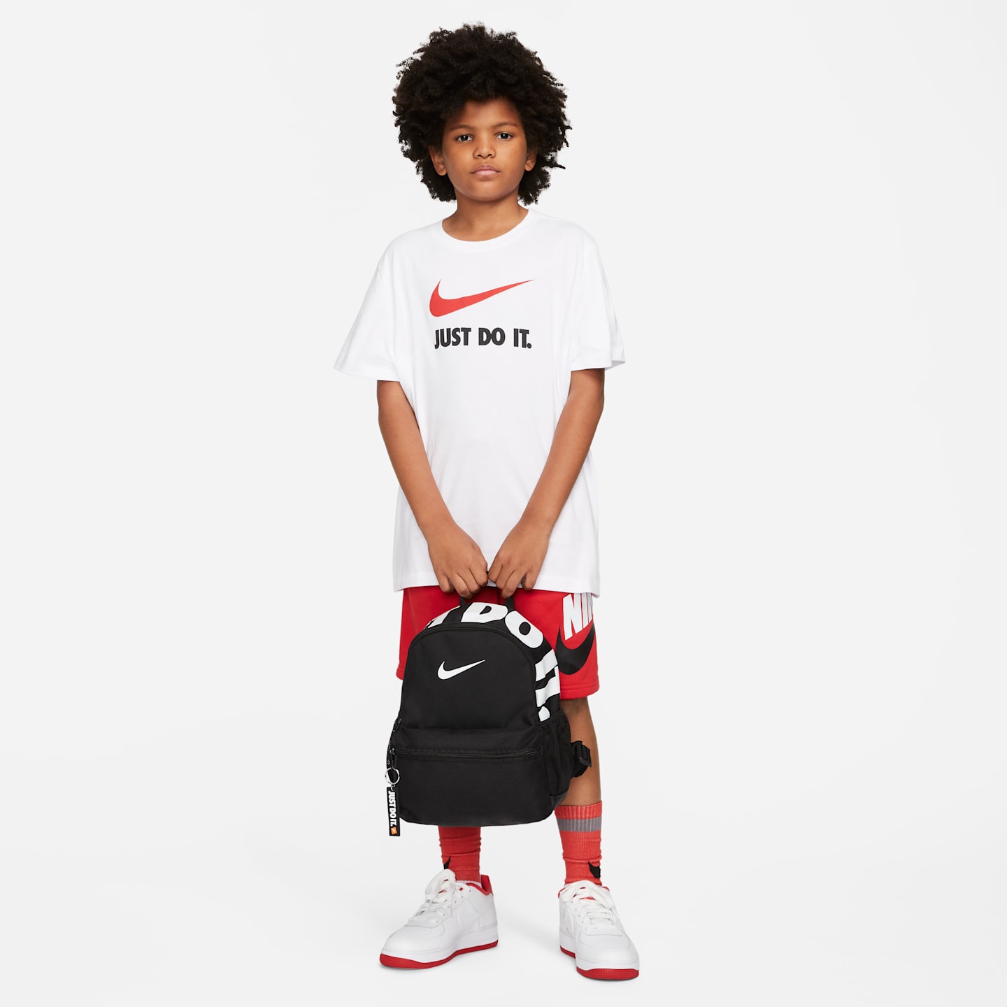 Рюкзак Nike Brasilia JDI Mini (11L) для детей, цвет: Чёрный / Белый — фото 8