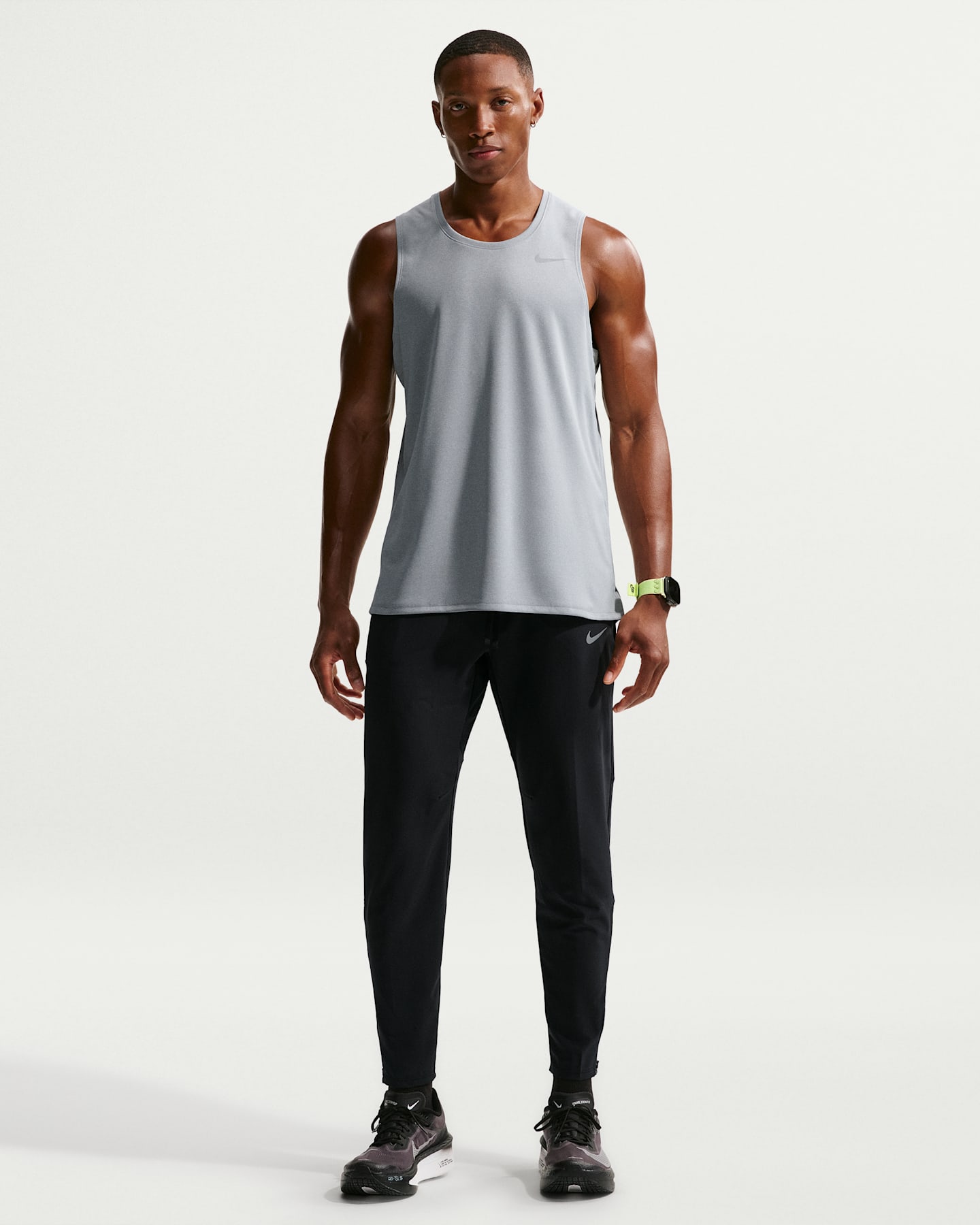 Мужские тканые беговые брюки Nike Stride Dri-FIT, цвет: Чёрный — фото 6
