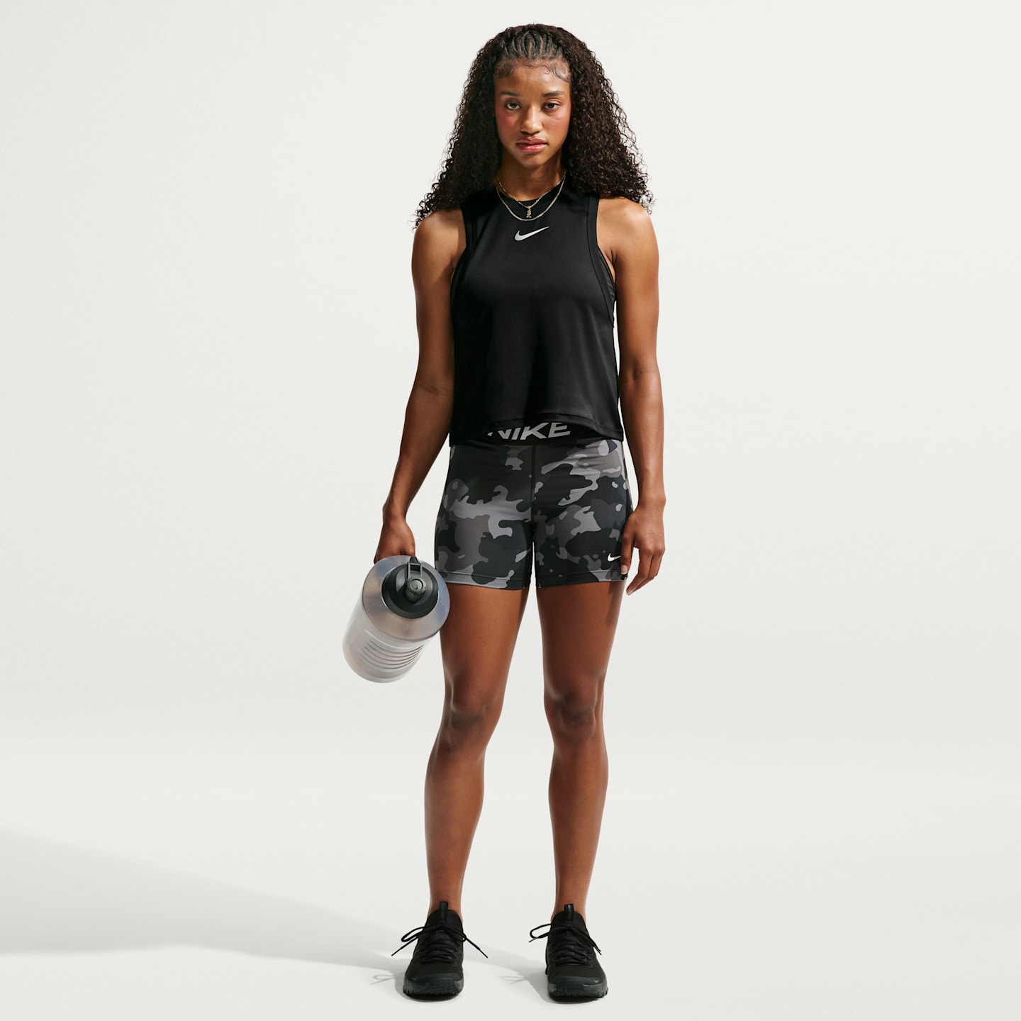 Женский топ Nike Pro Dri-FIT Tank Top, цвет: Чёрный / Белый — фото 4