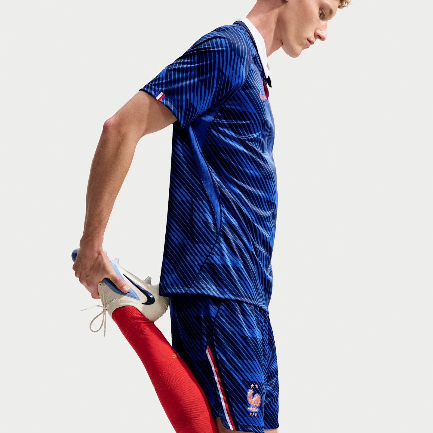 Мужские футбольные шорты Nike FFF 2026 Match Home Aero-FIT Authentic, цвет: Королевский синий / Синий — фото 4