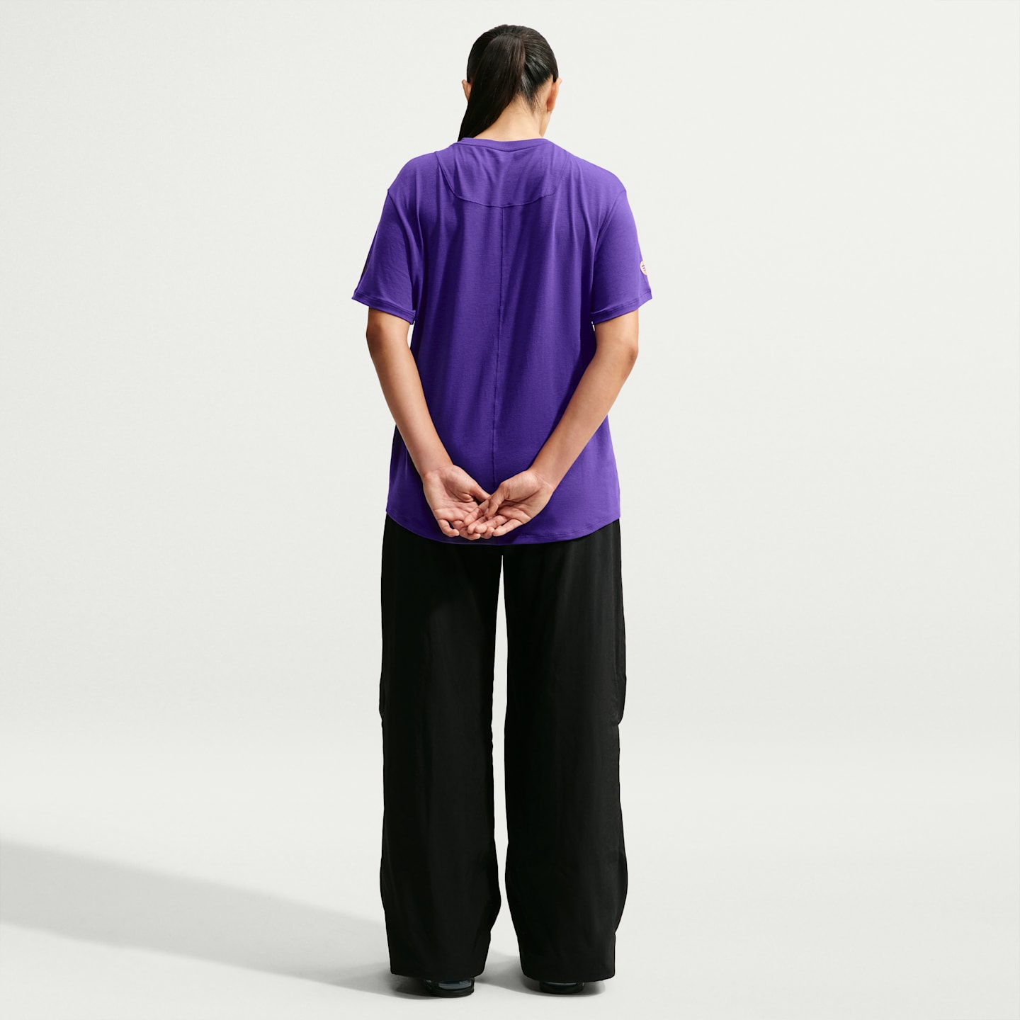 Женские футбольные брюки Nike FC Barcelona Mamba Away из тканой ткани, цвет: Чёрный — фото 5