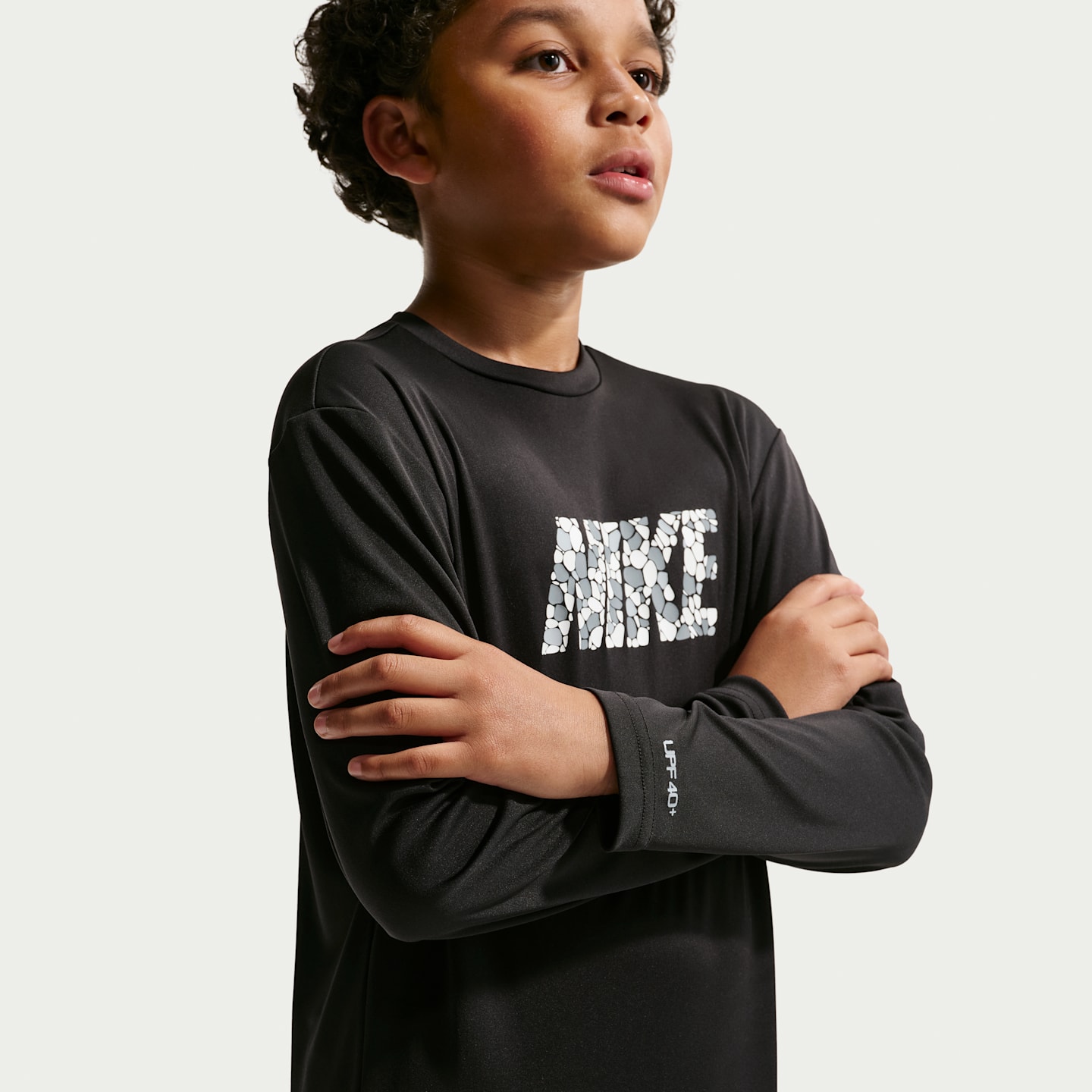 Детская плавательная футболка Nike Swim Hydroguard Dri-FIT UV для мальчиков, длинный рукав, цвет: Чёрный — фото 3