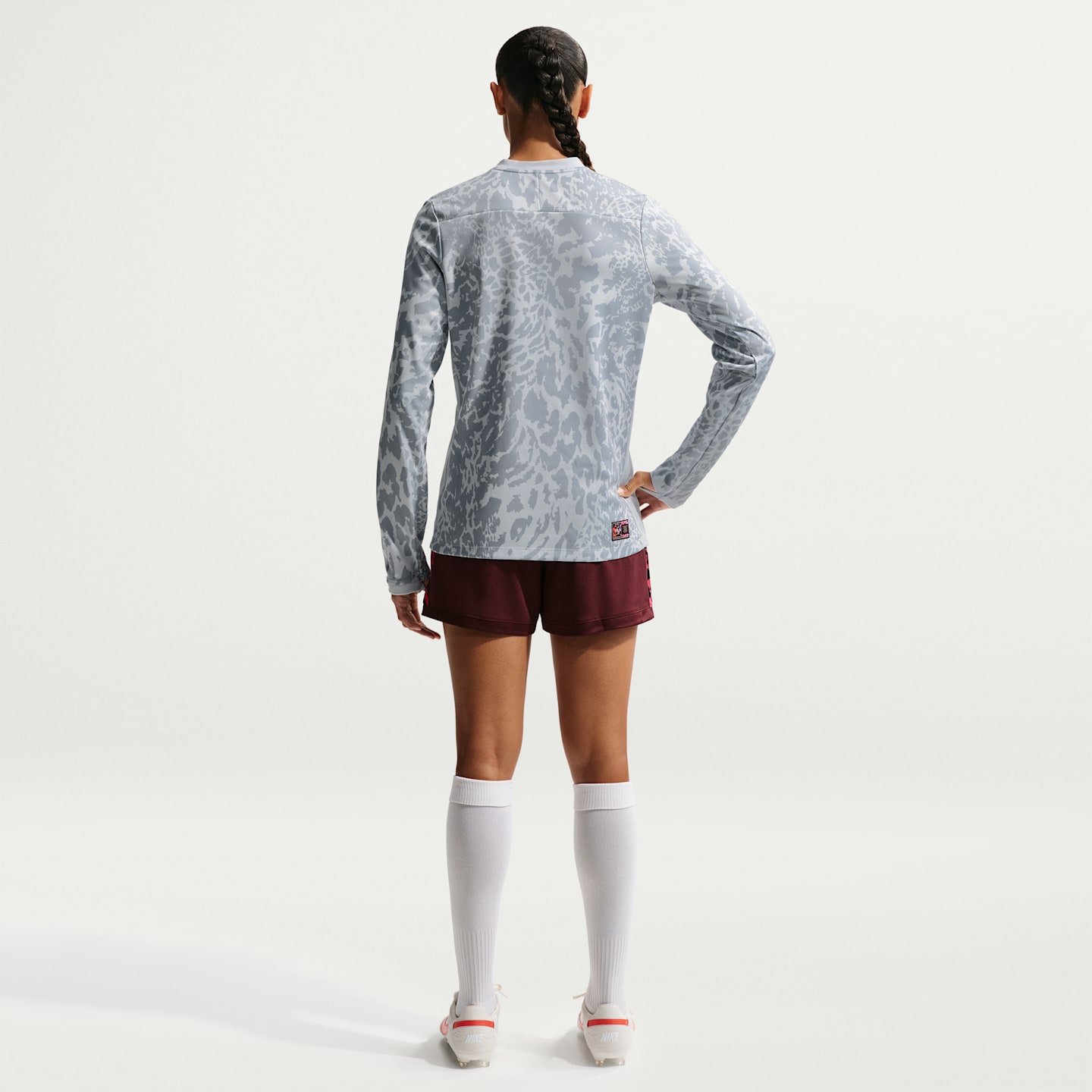 Женский топ Nike United Academy Dri-FIT Soccer Crew Top, цвет: Платиновый / Волчий серый — фото 5
