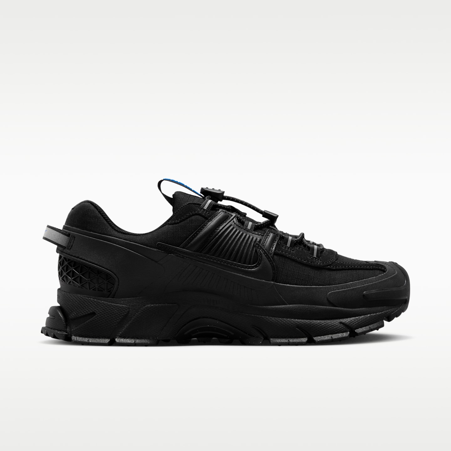Женские кроссовки Nike Zoom Vomero Roam Winterized, цвет: Чёрный / Синий — фото 3