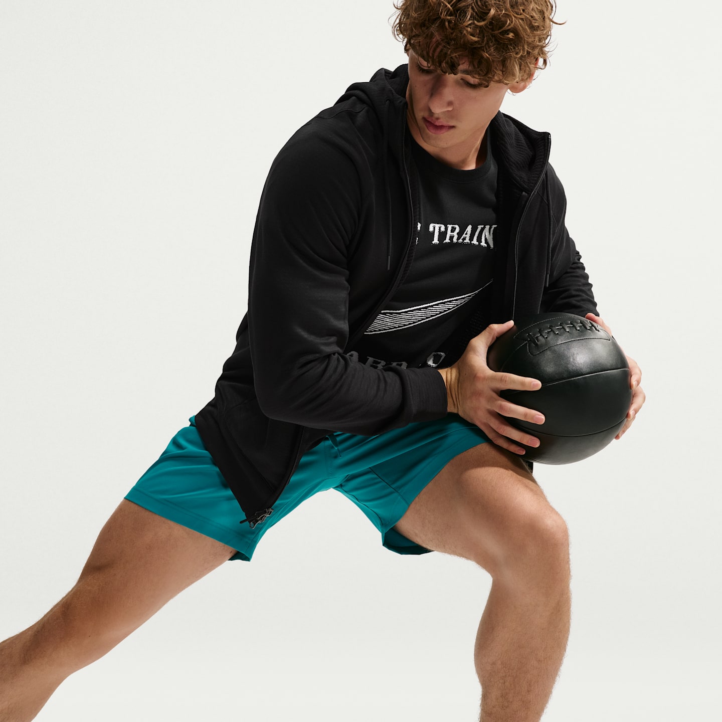 Мужское худи на молнии Nike Primary NanoKnit Therma-FIT, цвет: Чёрный — фото 3