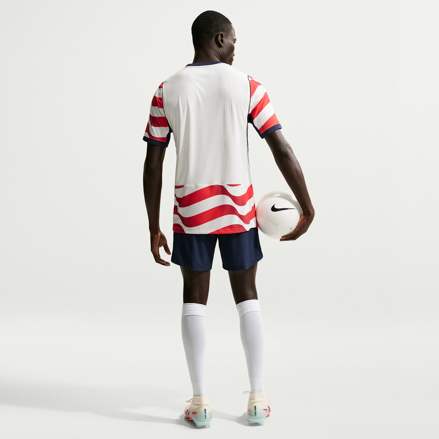 Мужские футбольные шорты Nike Usmnt 2026 Match Home Aero-FIT Authentic, цвет: Тёмно-синий / Молочный — фото 5