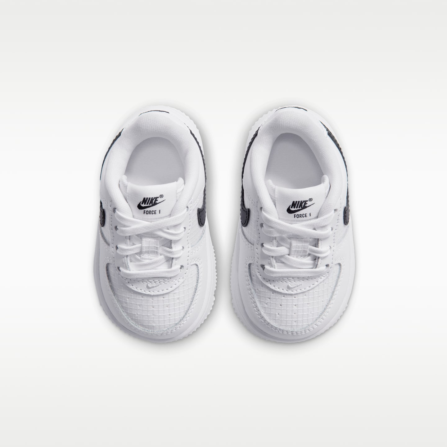 Детские кроссовки Nike Air Force 1 Tech, цвет: Белый / Чёрный — фото 4