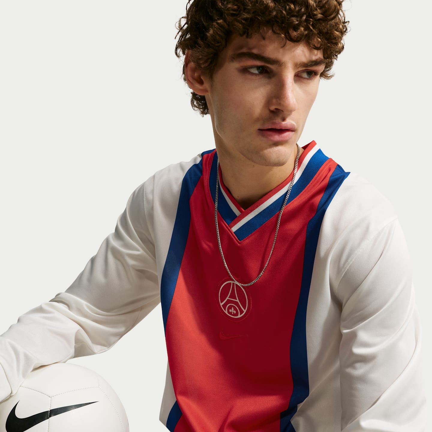 Мужское футбольное джерси с длинными рукавами Nike Paris Saint-Germain Energy Away Dri-FIT, цвет: Молочный / Красный — фото 3