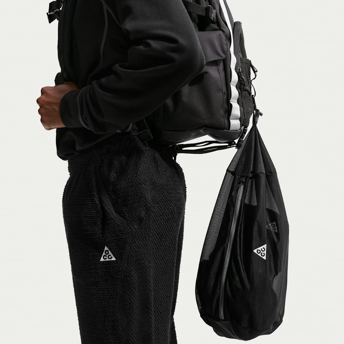 Женский топ Nike ACG Wolf Lichen Crew-Neck Top, цвет: Чёрный / Антрацитовый — фото 7