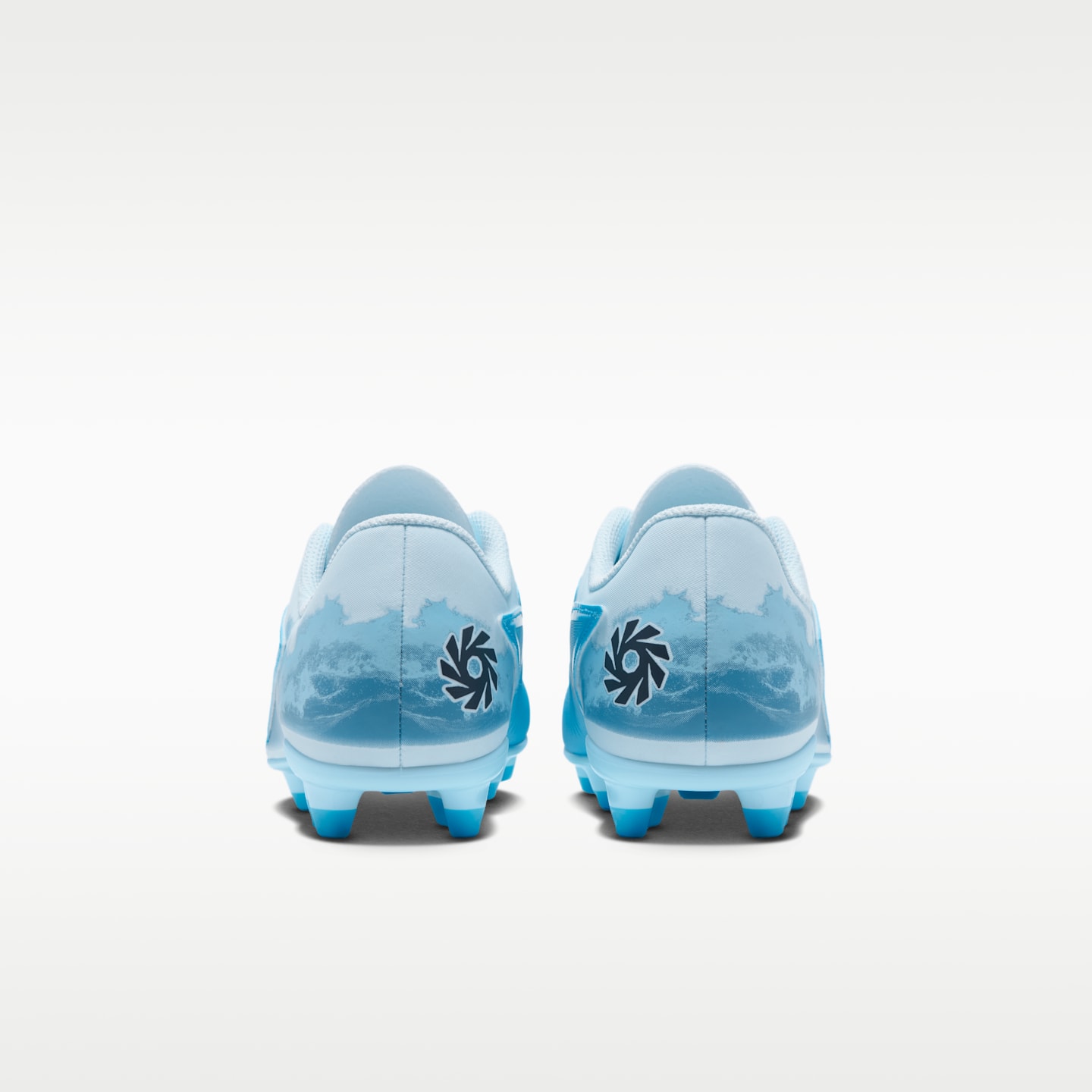 Детские кроссовки Nike Jr. Phantom 6 Low Club Turf Soccer, цвет: Синий — фото 6