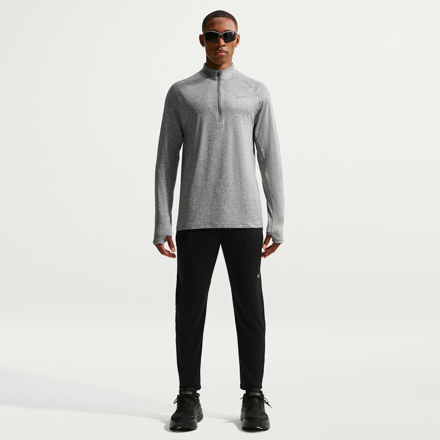 Мужские трикотажные беговые брюки Nike Stride Dri-FIT, цвет: Чёрный — фото 1