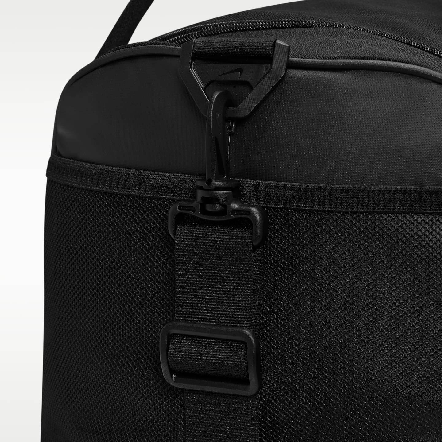 Мужская сумка Nike Brasilia 9.5 Training Duffel (Medium, 60L), цвет: Чёрный / Белый — фото 8