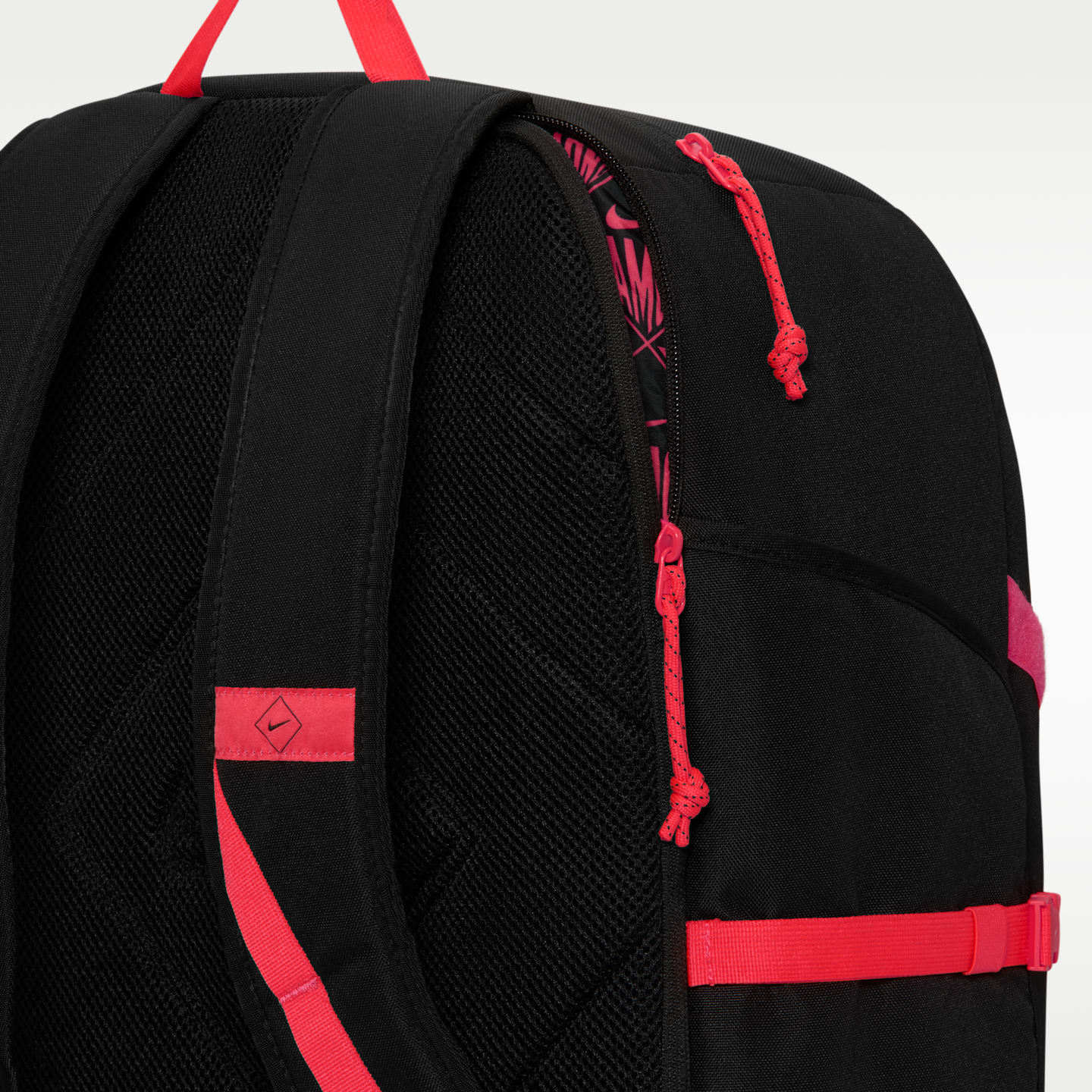 Рюкзак для бейсбольных бит Nike Diamond Select, 31 л, цвет: Чёрный — фото 10