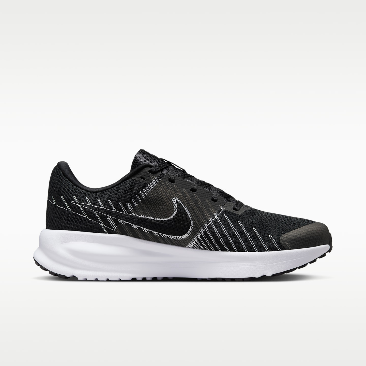 Мужские беговые кроссовки Nike Run Defy, цвет: Чёрный / Белый — фото 3