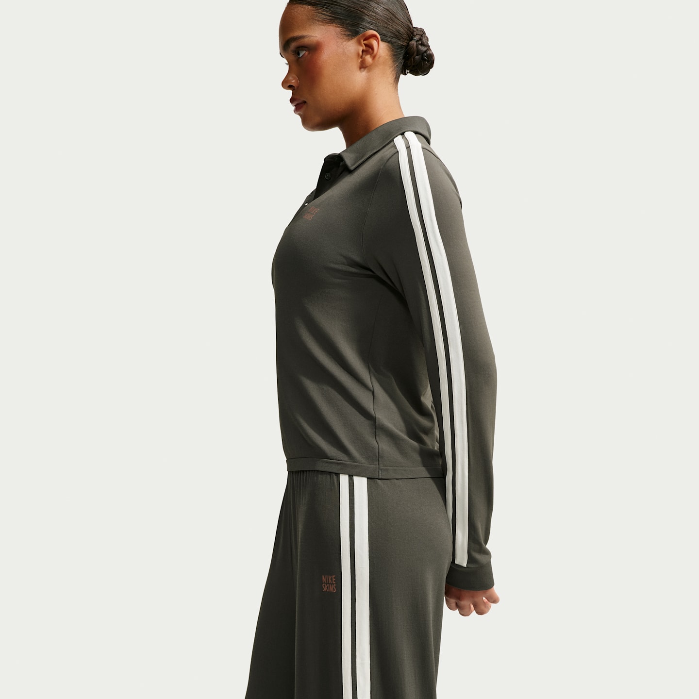 Женские брюки NikeSKIMS Stretch Knit Oversized Wide-Leg, цвет: Экрю — фото 4