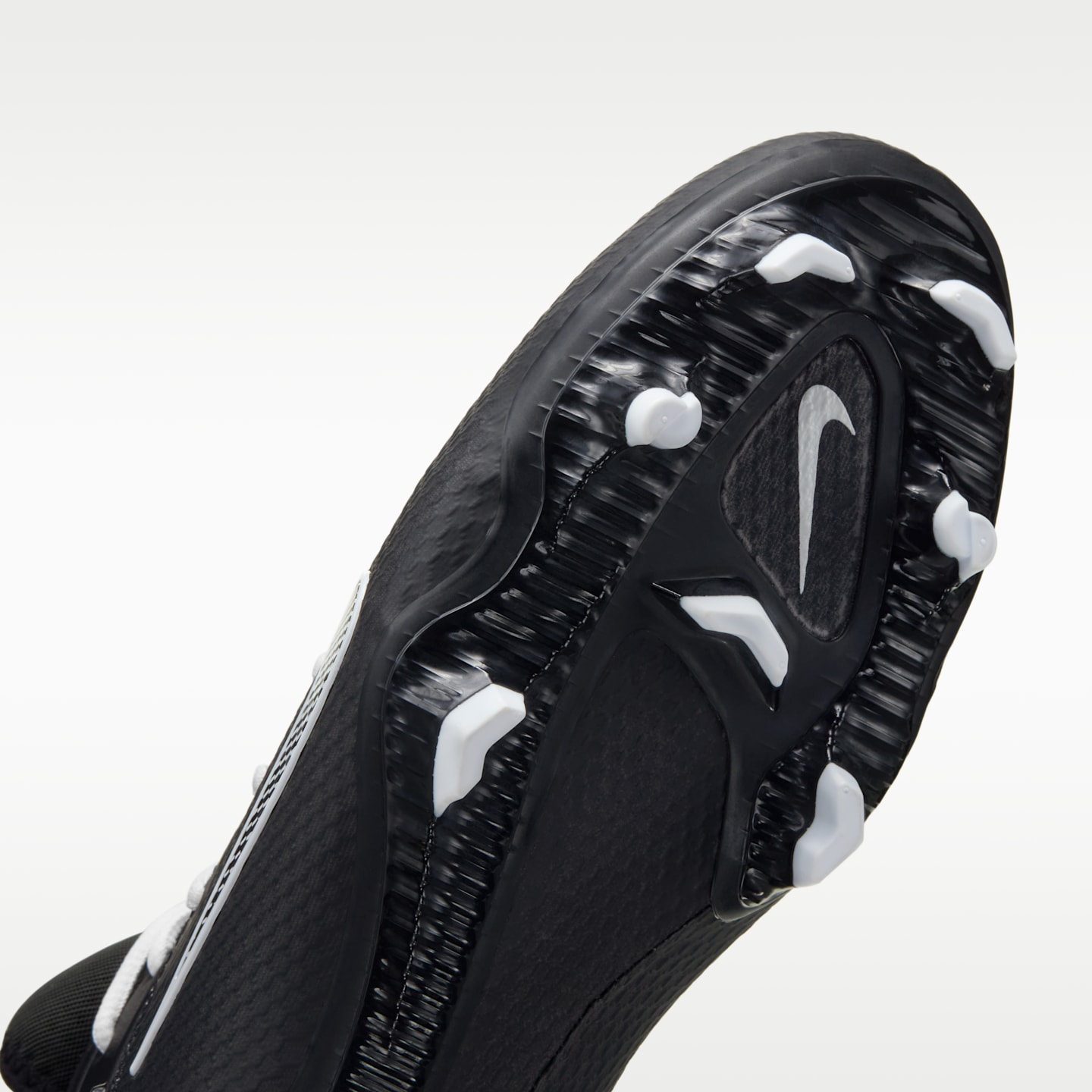 Женские бутсы Nike Huarache 9 Elite Low LAX Lacrosse, цвет: Чёрный / Белый — фото 7